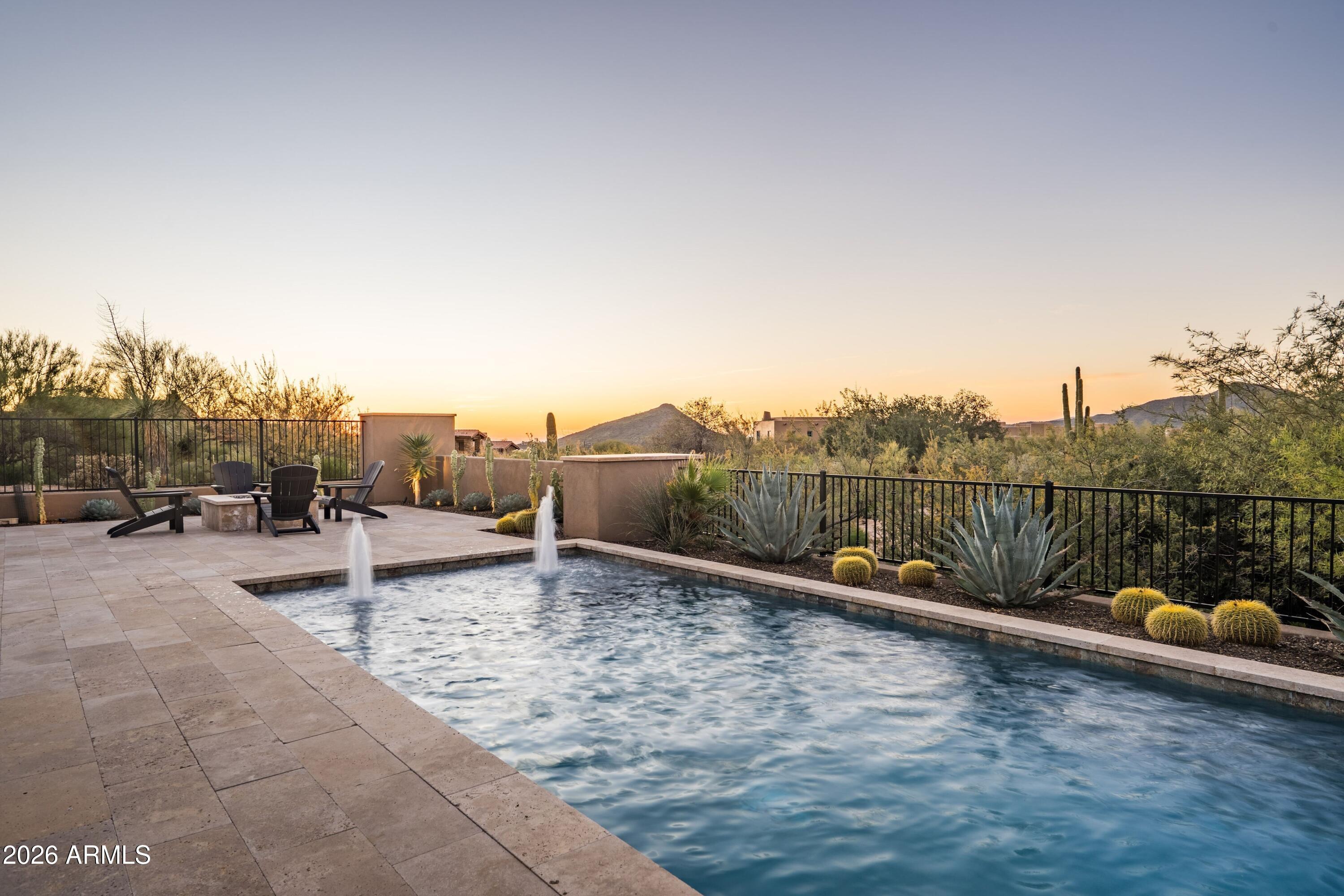 DESERT MOUNTAIN - Residential
