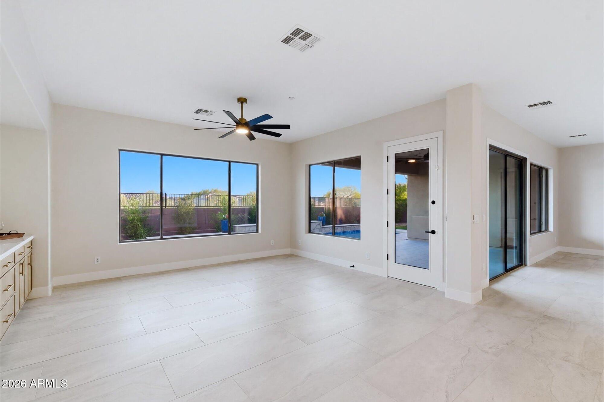 ANTHEM COUNTRY CLUB - Residential