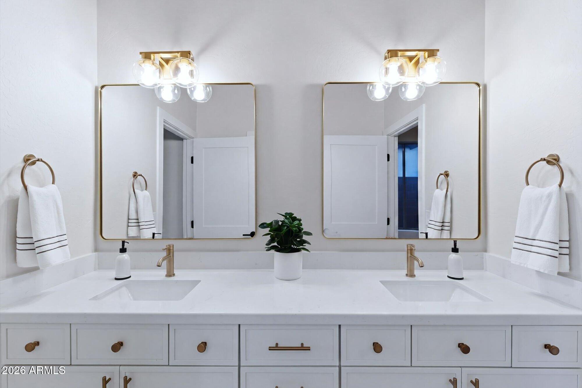 ANTHEM COUNTRY CLUB - Residential