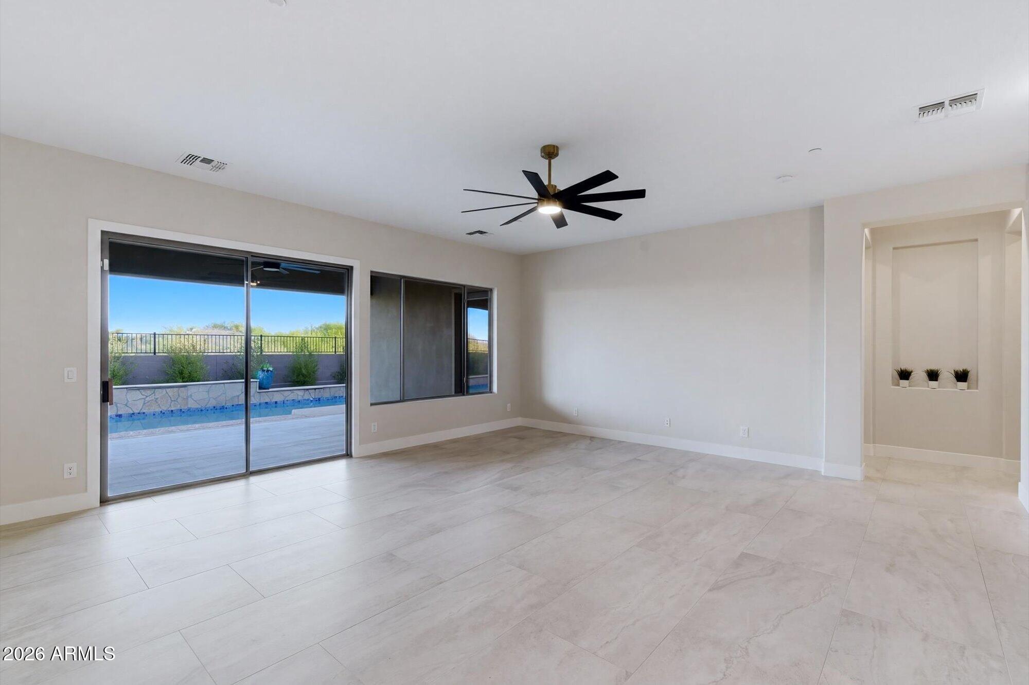 ANTHEM COUNTRY CLUB - Residential