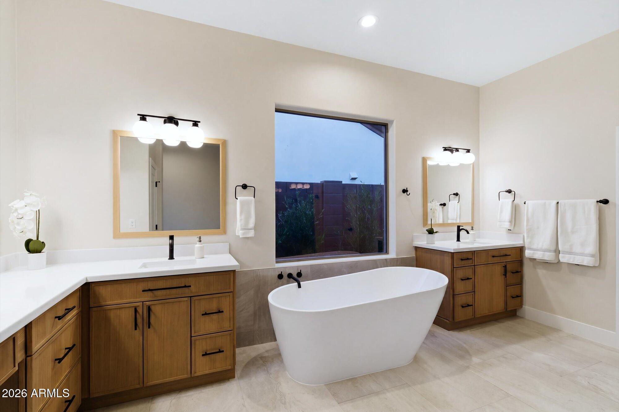 ANTHEM COUNTRY CLUB - Residential