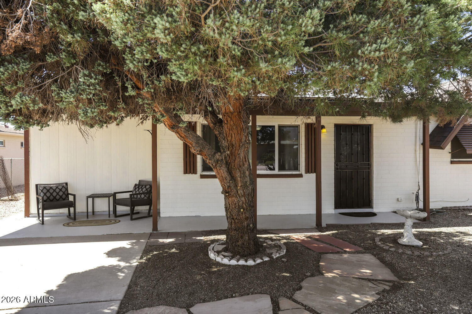 APACHE VILLA - Residential