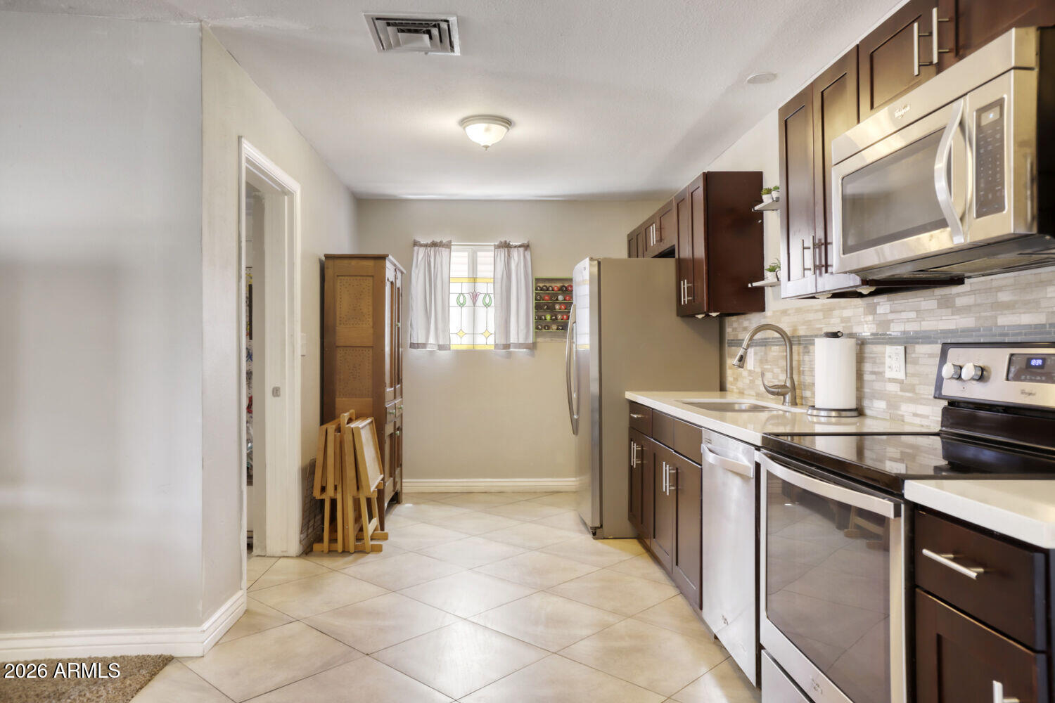 APACHE VILLA - Residential