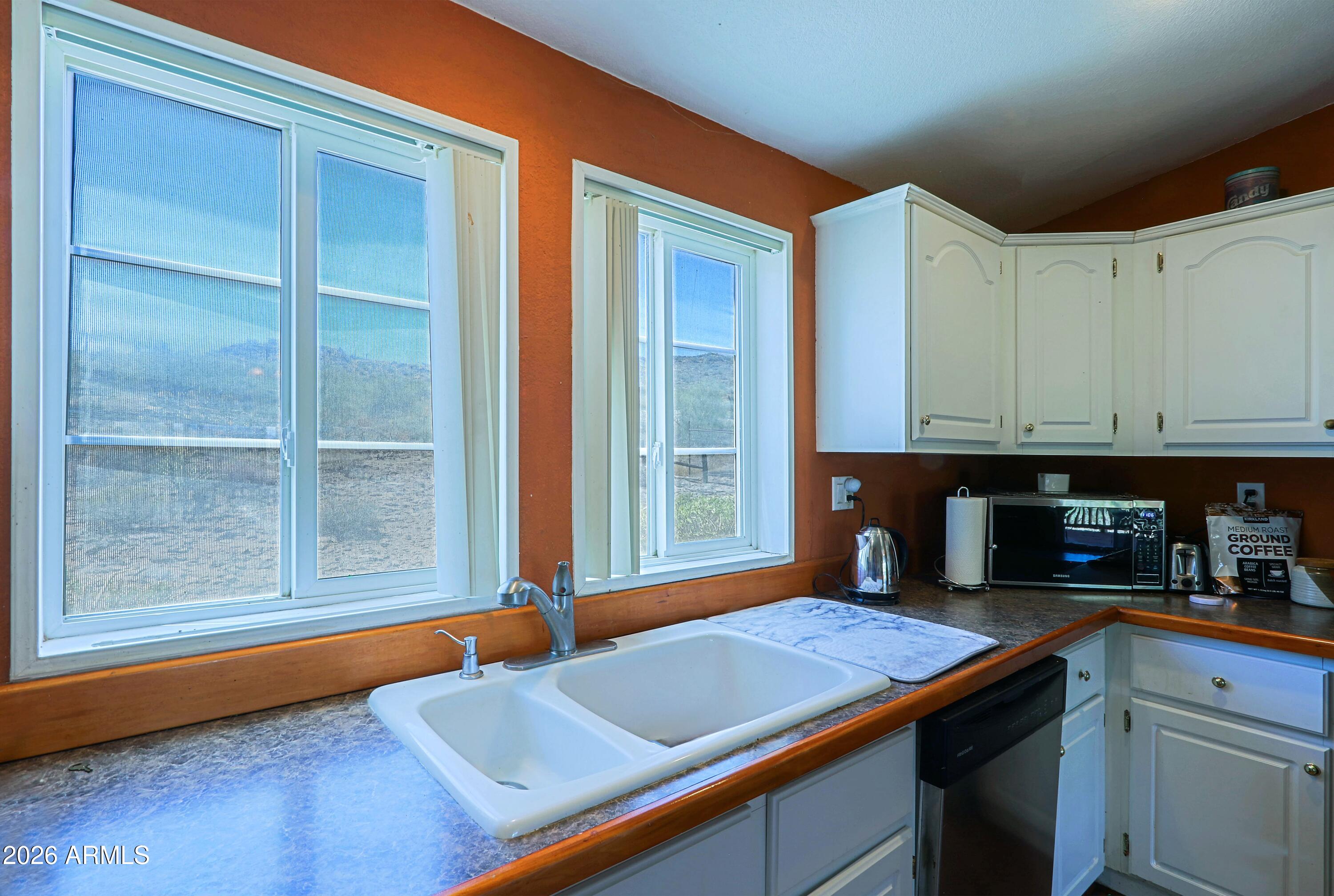 MB, New River - Residential