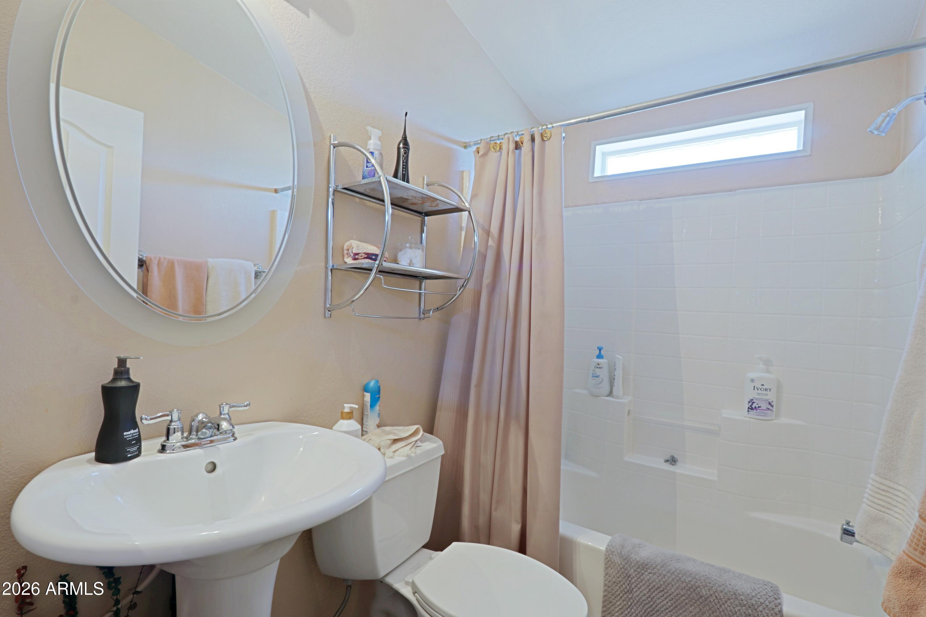 MB, New River - Residential