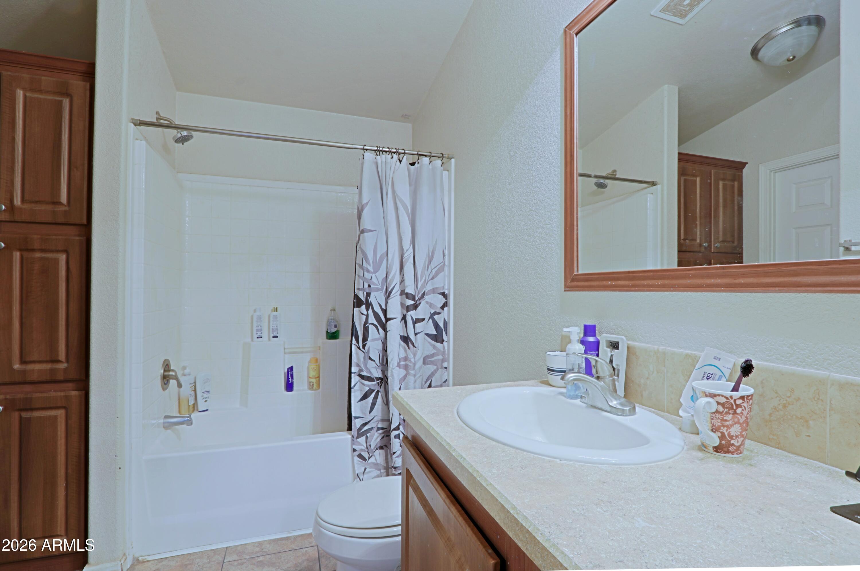 MB, New River - Residential