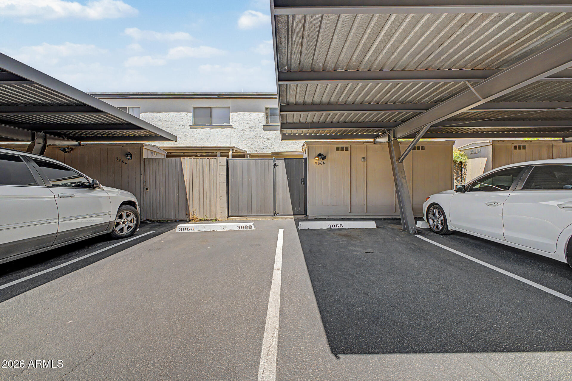 VILLA SEVILLE TOWNHOUSES - Residential
