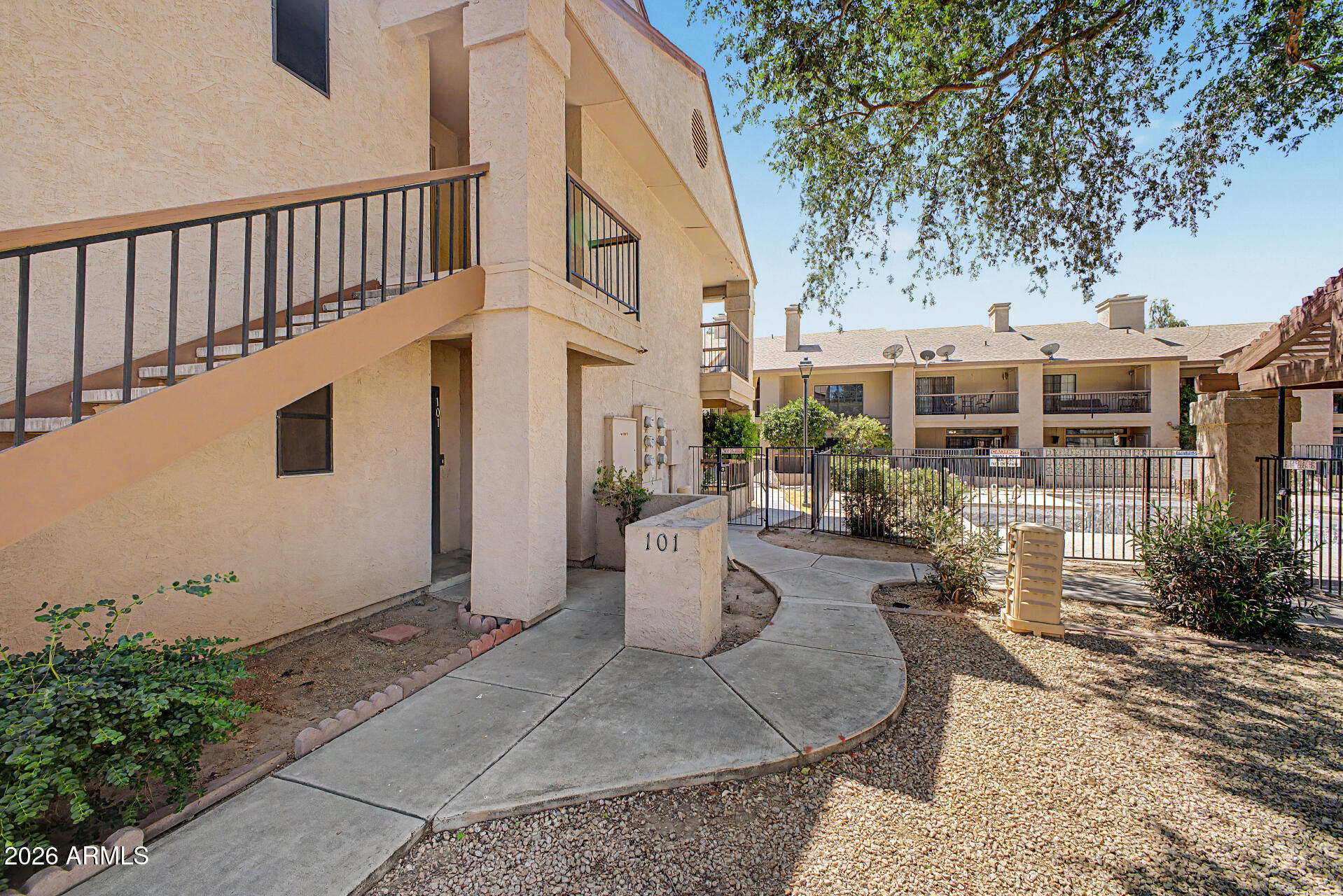MARYLAND LAKES CONDOMINIUMS AMD - Residential