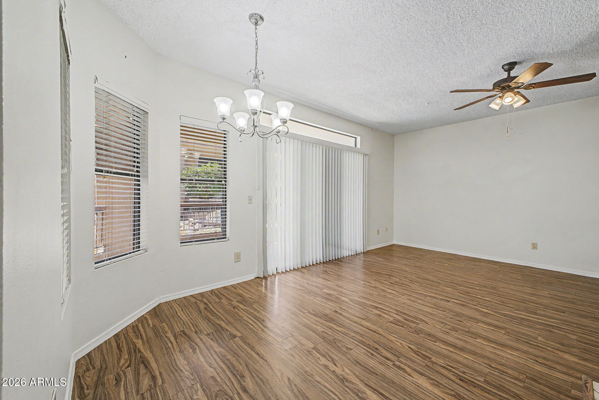 MARYLAND LAKES CONDOMINIUMS AMD - Residential