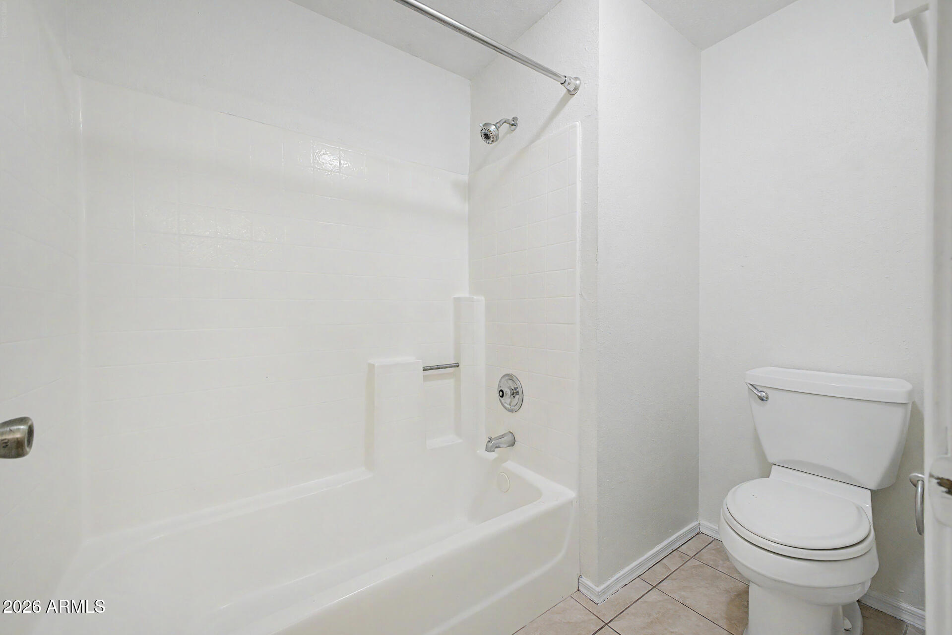 MARYLAND LAKES CONDOMINIUMS AMD - Residential