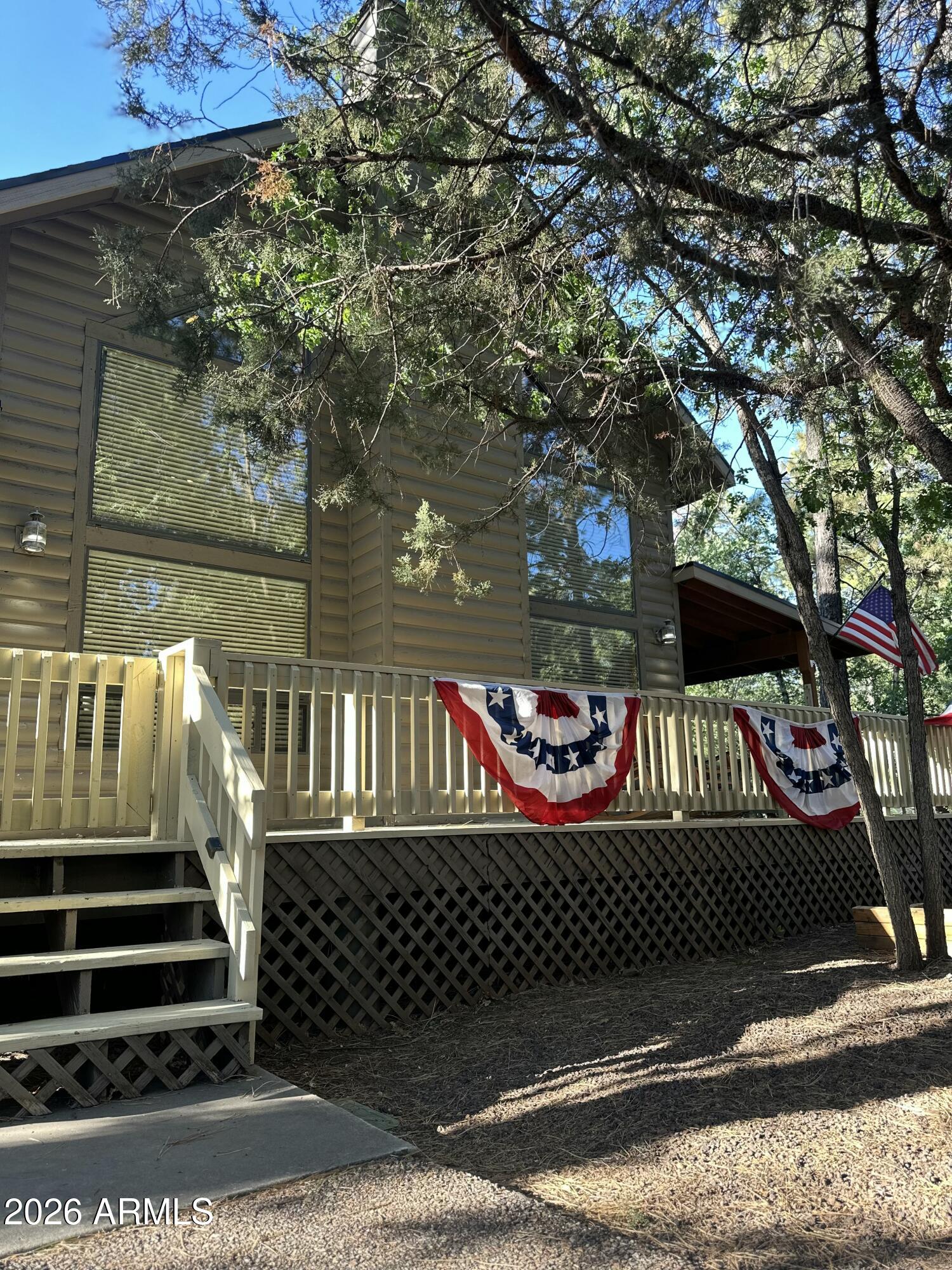 WHITE MOUNTAIN CLUB ESTATES UNIT 2 - Residential