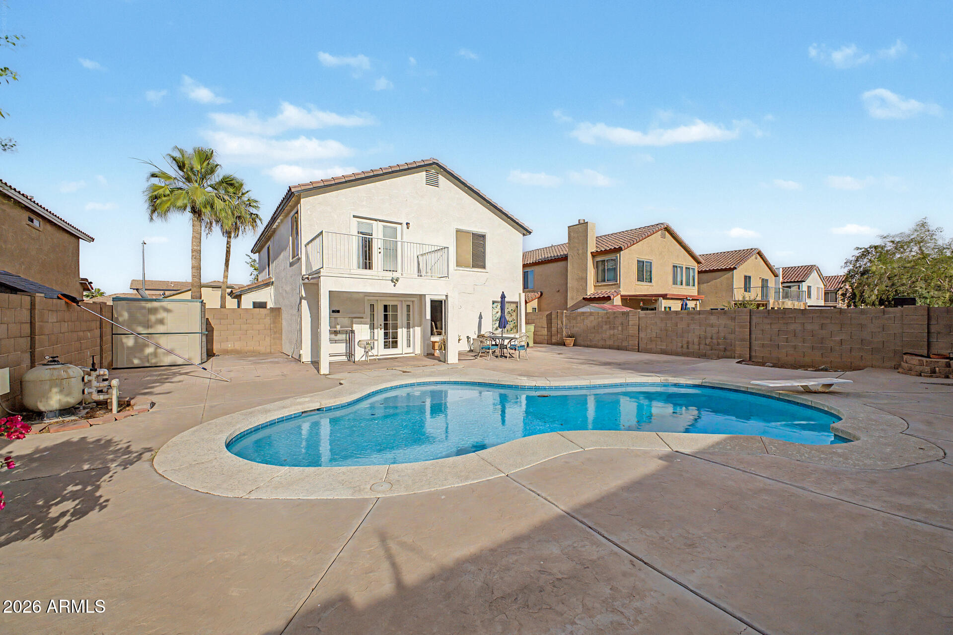 CASA LINDA - Residential