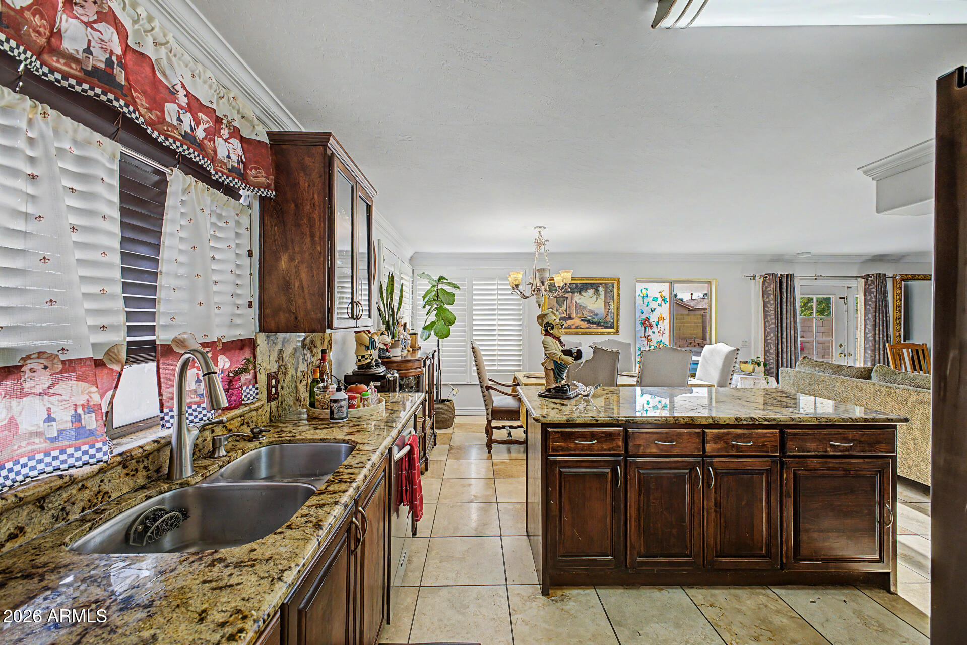 CASA LINDA - Residential