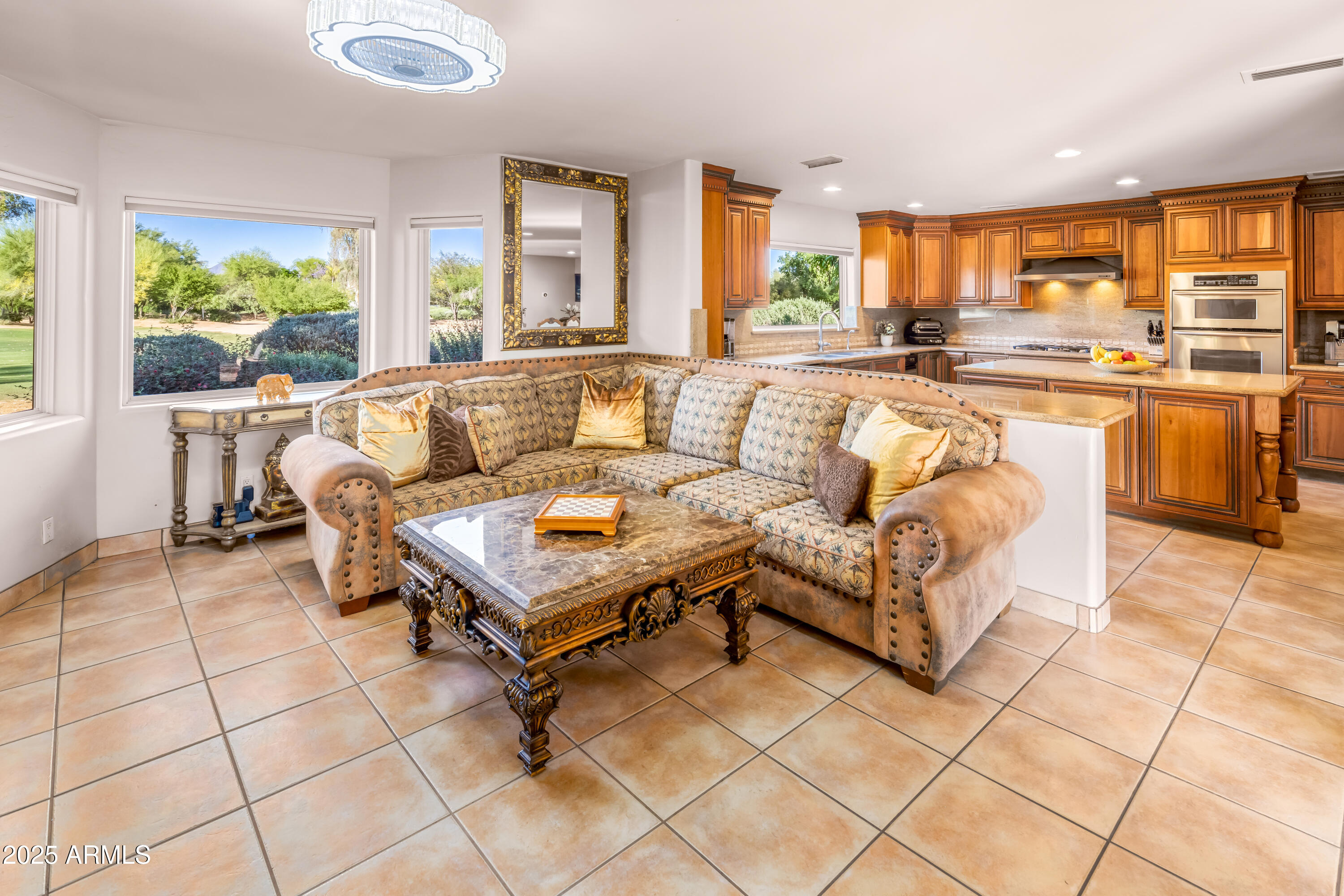 CAMELBACK COUNTRY CLUB - Residential