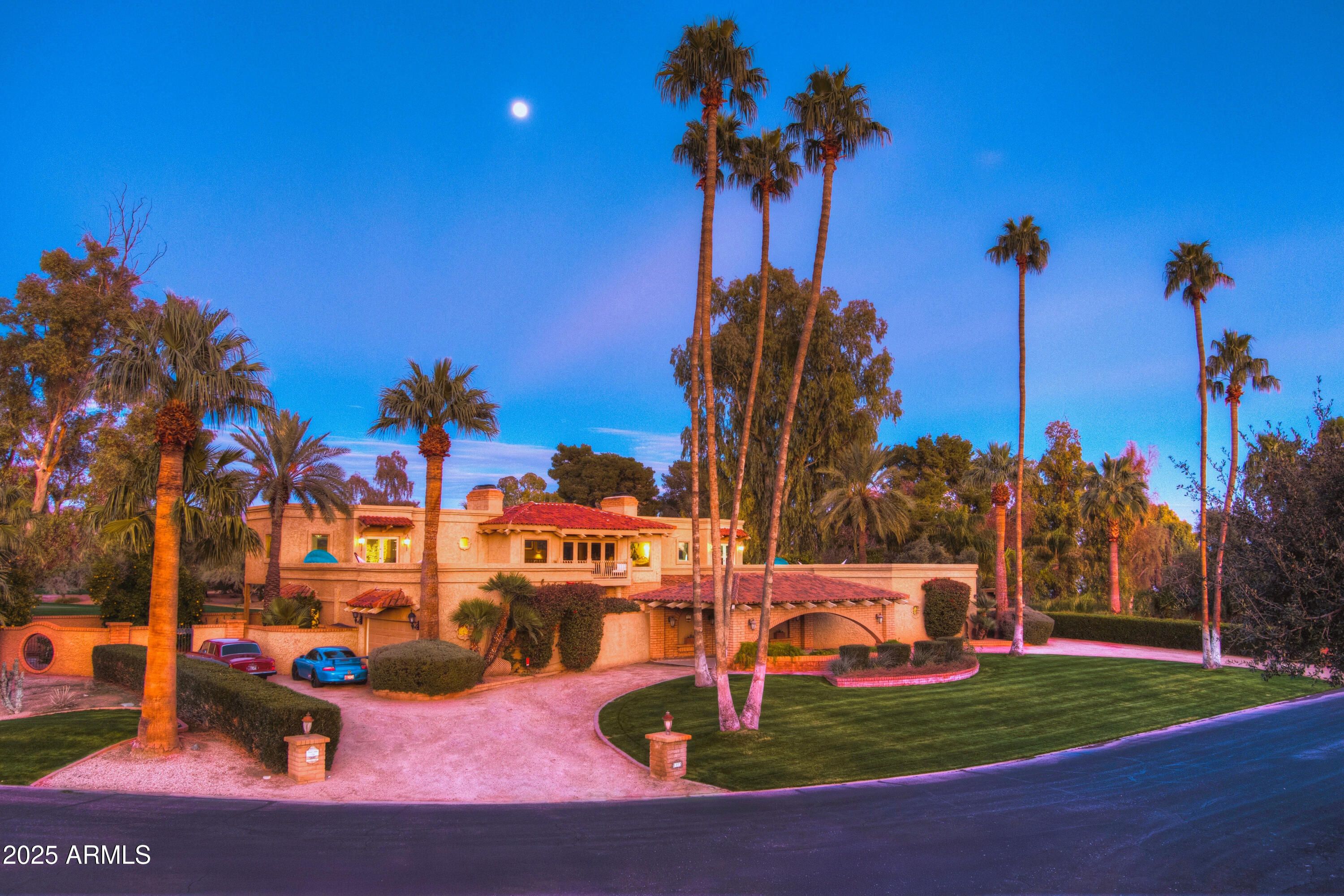CAMELBACK COUNTRY CLUB - Residential