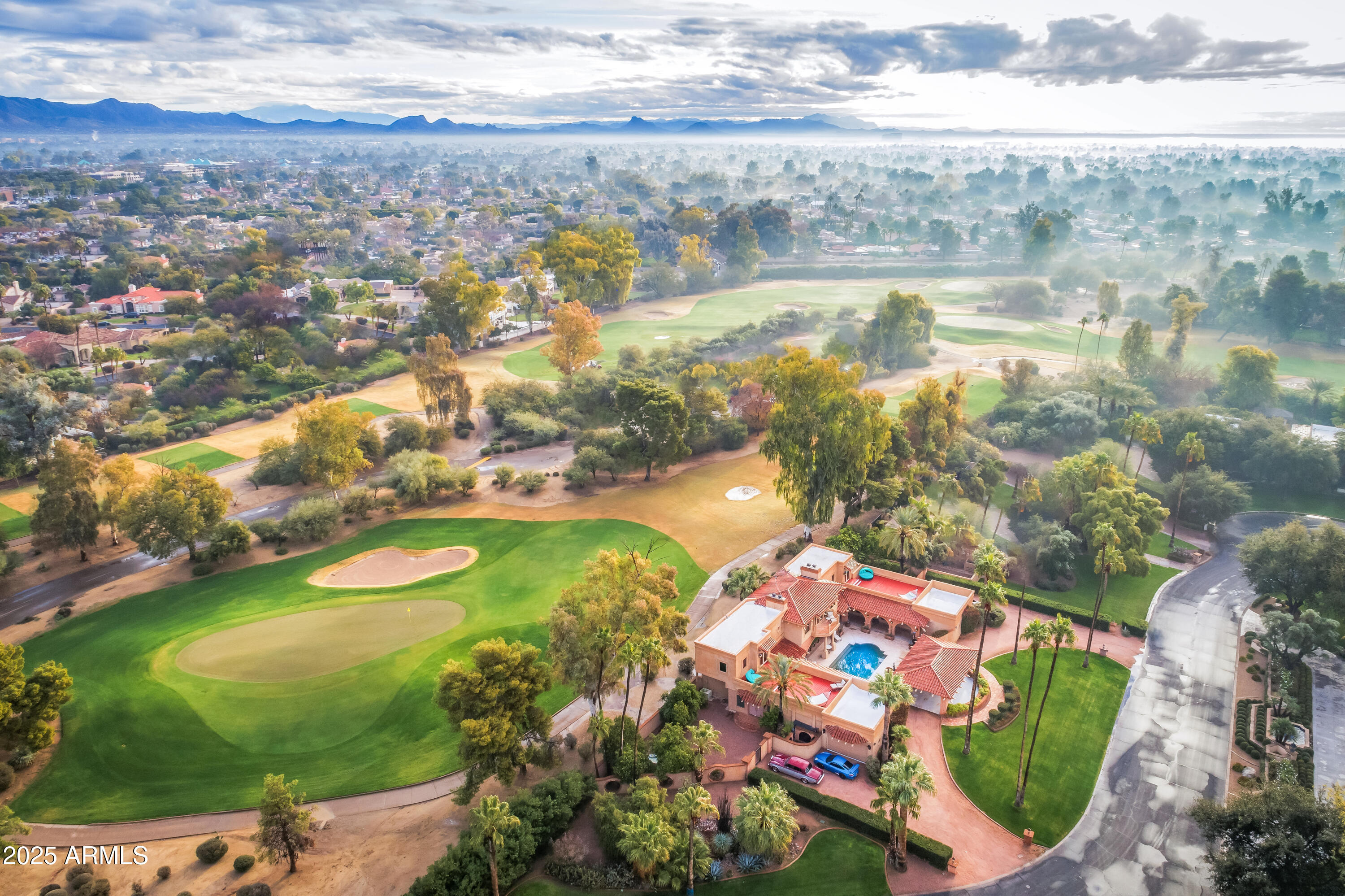 CAMELBACK COUNTRY CLUB - Residential
