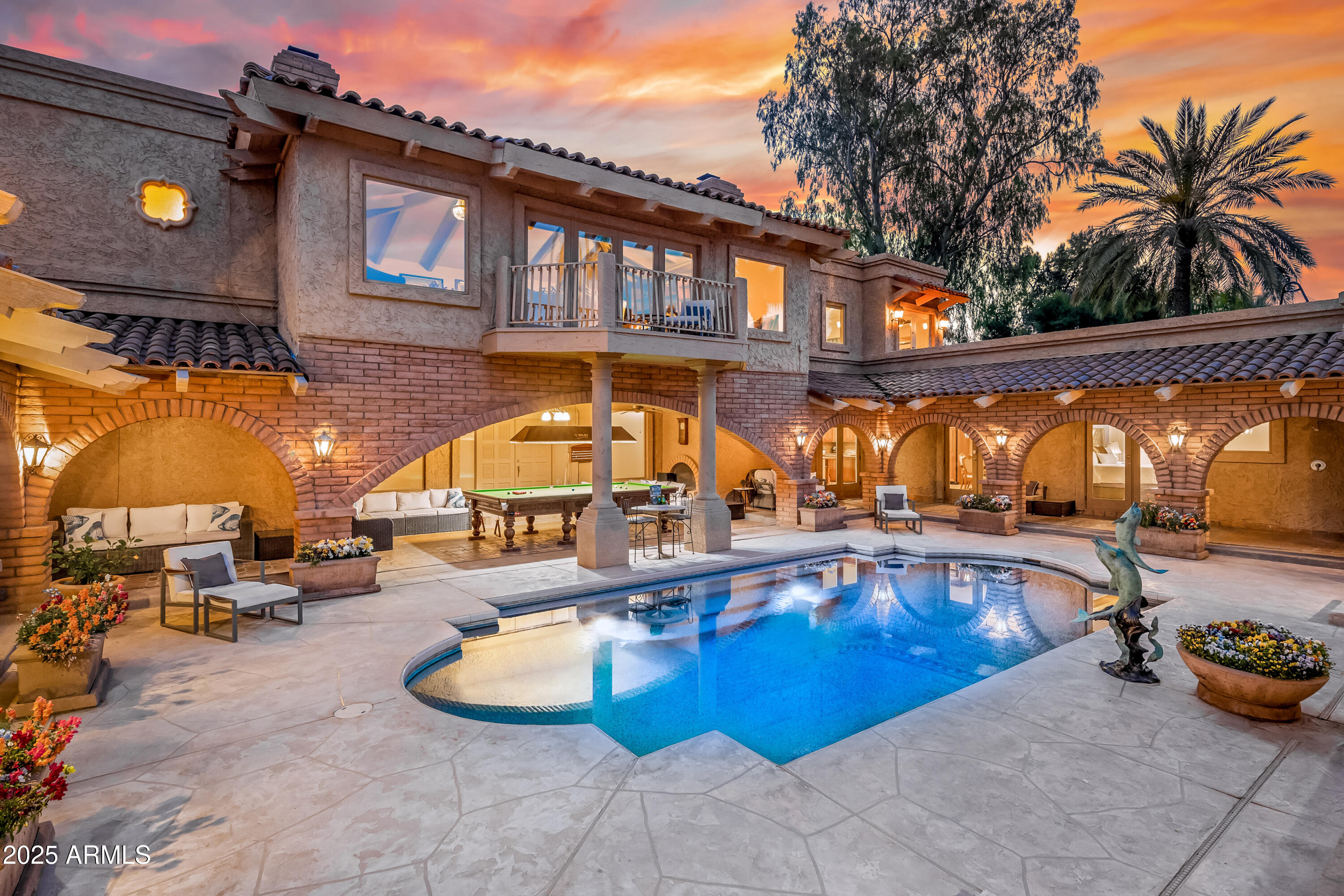 CAMELBACK COUNTRY CLUB - Residential