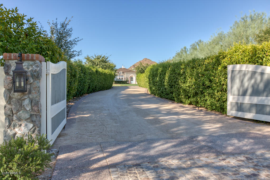 Metes & Bounds - Residential