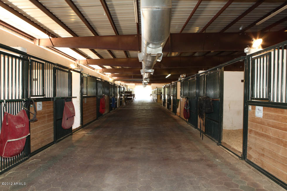 LOMA VISTA FARM SECTION A & B. 15 ACRE TRAINING FACILITY MAIN BARN, 2 ARENAS EQUIP. STORAGE MUST SEE - Residential
