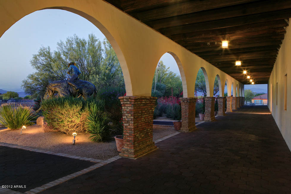 LOMA VISTA FARM SECTION A & B. 15 ACRE TRAINING FACILITY MAIN BARN, 2 ARENAS EQUIP. STORAGE MUST SEE - Residential
