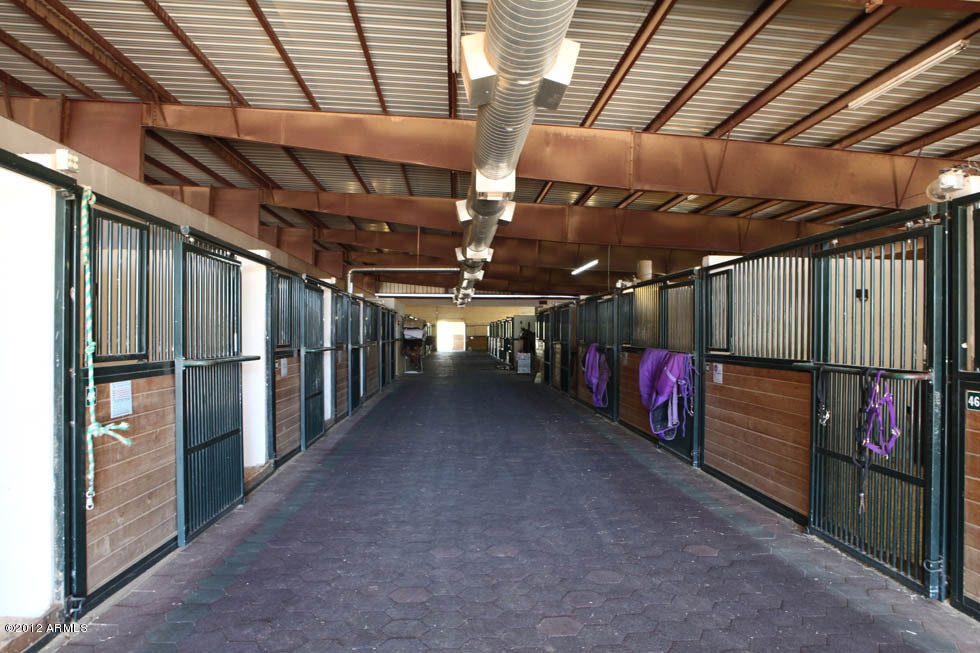 LOMA VISTA FARM SECTION A & B. 15 ACRE TRAINING FACILITY MAIN BARN, 2 ARENAS EQUIP. STORAGE MUST SEE - Residential
