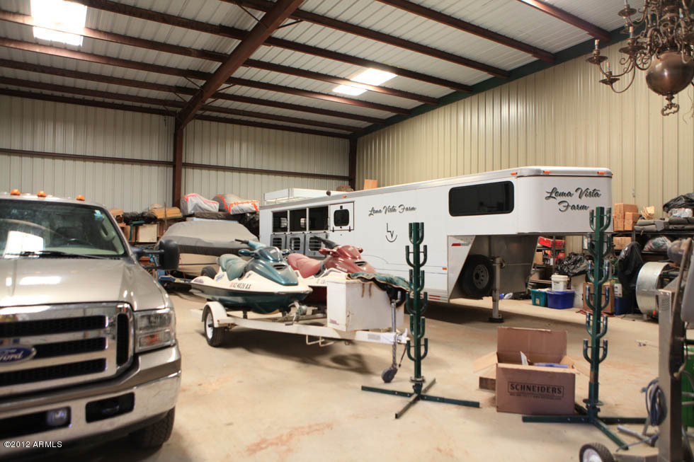 LOMA VISTA FARM SECTION A & B. 15 ACRE TRAINING FACILITY MAIN BARN, 2 ARENAS EQUIP. STORAGE MUST SEE - Residential