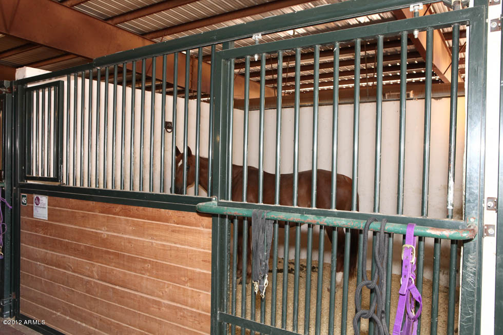 LOMA VISTA FARM SECTION A & B. 15 ACRE TRAINING FACILITY MAIN BARN, 2 ARENAS EQUIP. STORAGE MUST SEE - Residential