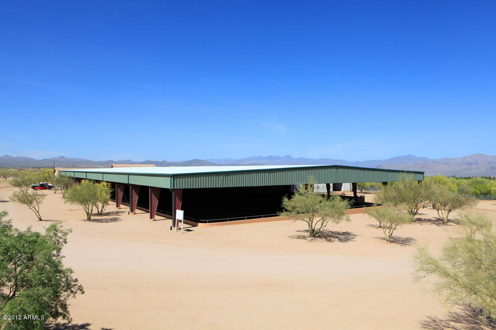 LOMA VISTA FARM SECTION A & B. 15 ACRE TRAINING FACILITY MAIN BARN, 2 ARENAS EQUIP. STORAGE MUST SEE - Residential