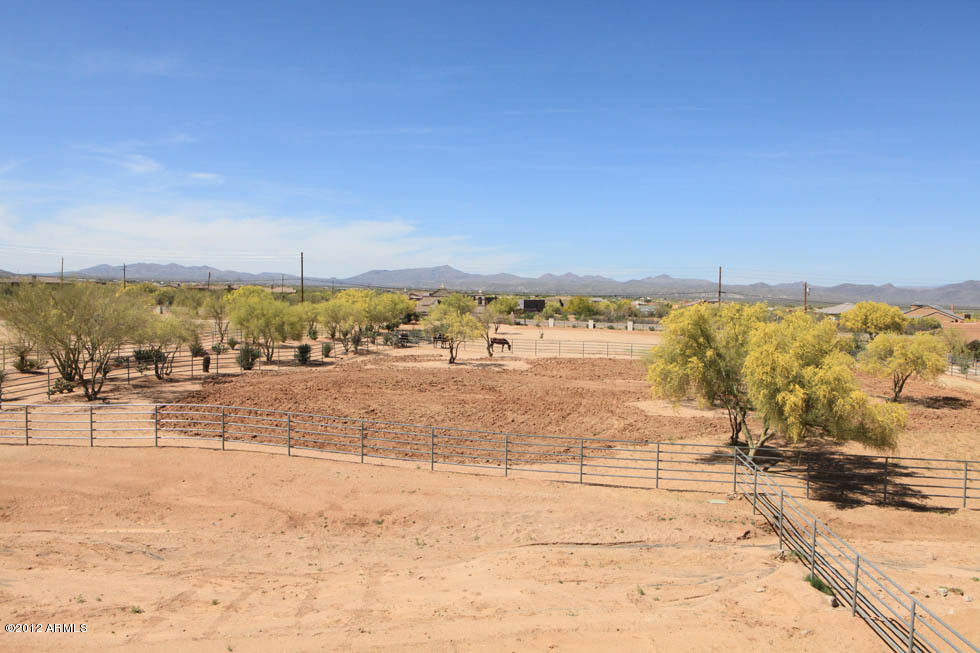 LOMA VISTA FARM SECTION A & B. 15 ACRE TRAINING FACILITY MAIN BARN, 2 ARENAS EQUIP. STORAGE MUST SEE - Residential