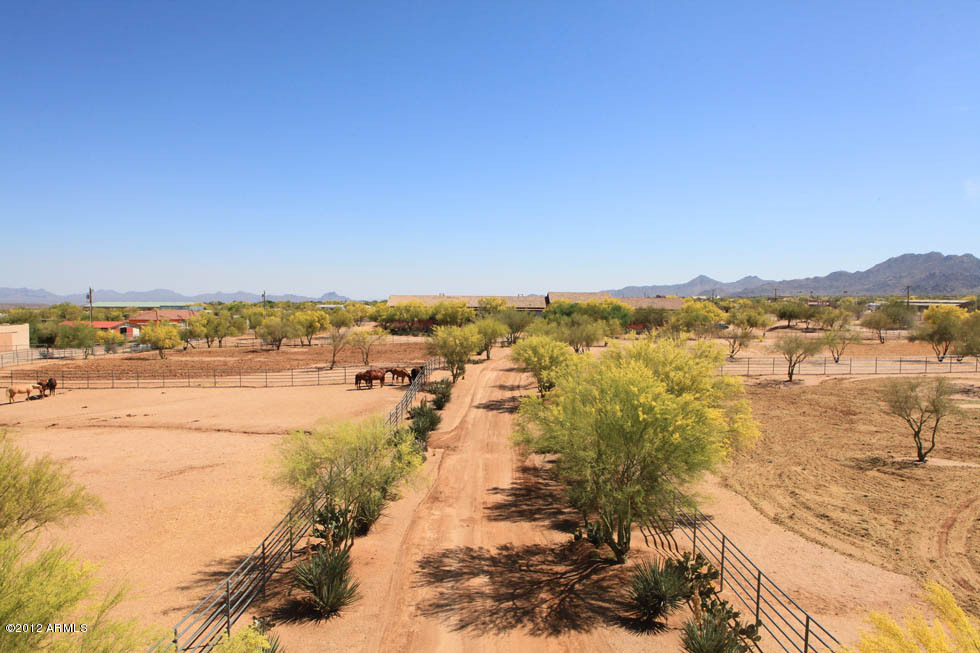 LOMA VISTA FARM SECTION A & B. 15 ACRE TRAINING FACILITY MAIN BARN, 2 ARENAS EQUIP. STORAGE MUST SEE - Residential