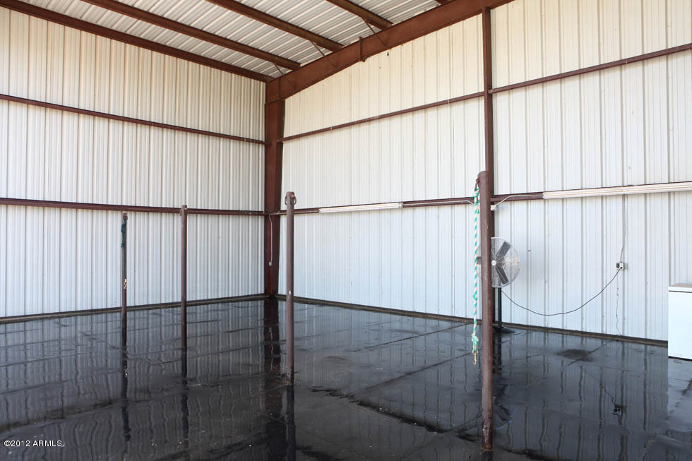 LOMA VISTA FARM SECTION A & B. 15 ACRE TRAINING FACILITY MAIN BARN, 2 ARENAS EQUIP. STORAGE MUST SEE - Residential