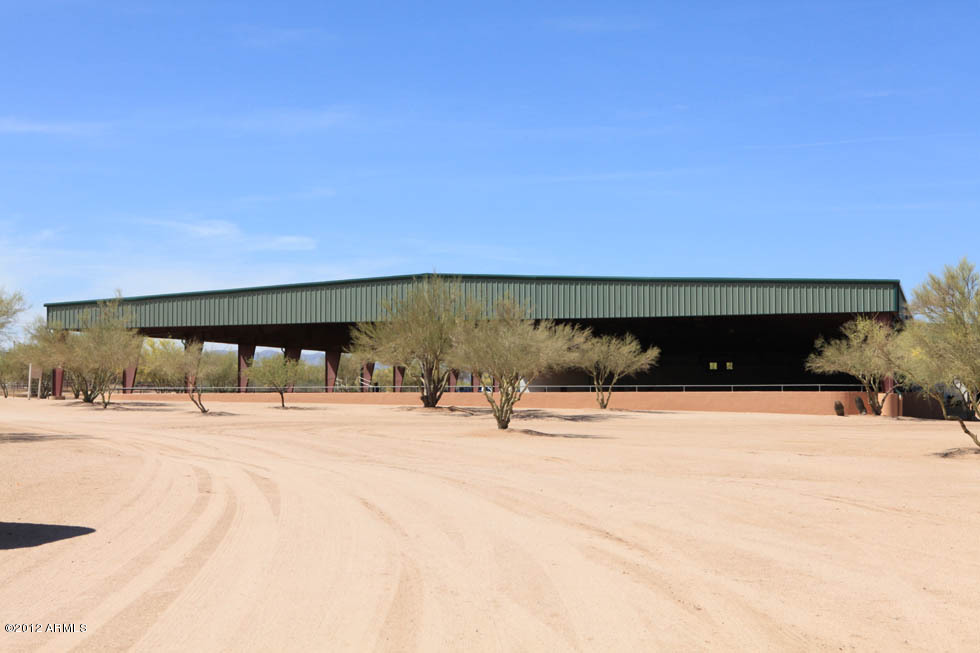 LOMA VISTA FARM SECTION A & B. 15 ACRE TRAINING FACILITY MAIN BARN, 2 ARENAS EQUIP. STORAGE MUST SEE - Residential