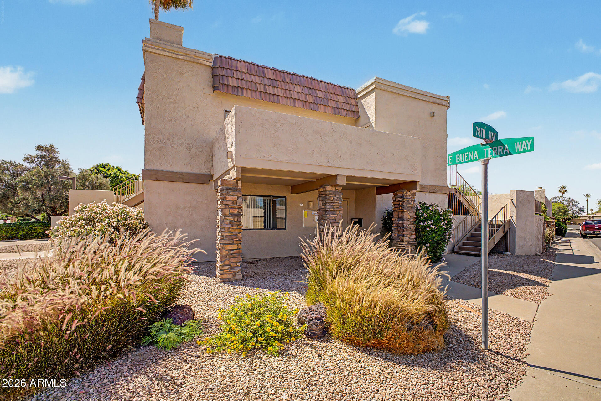 CAMELBACK MOUNTAIN VIEW ESTATES - Residential