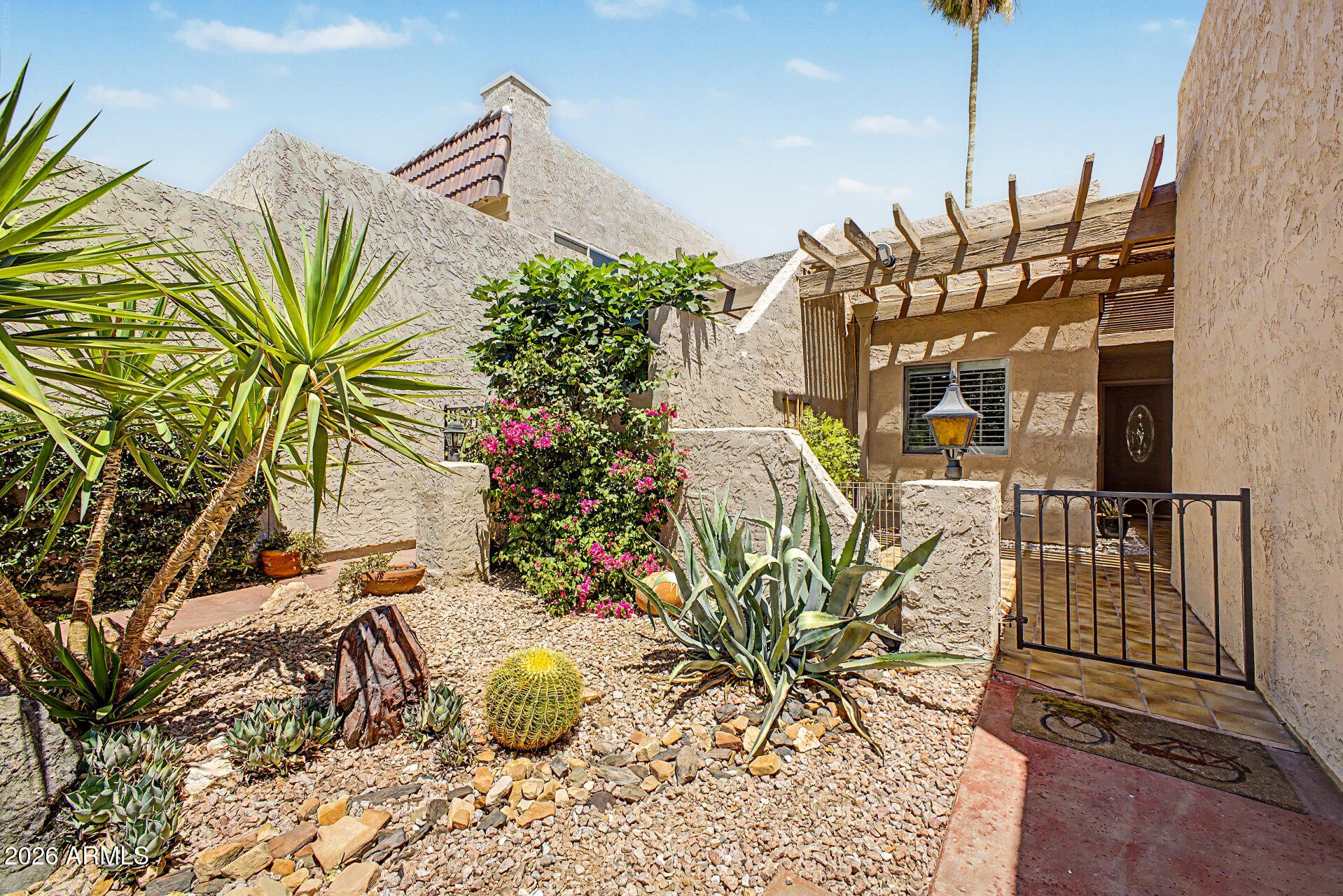 CAMELBACK MOUNTAIN VIEW ESTATES - Residential
