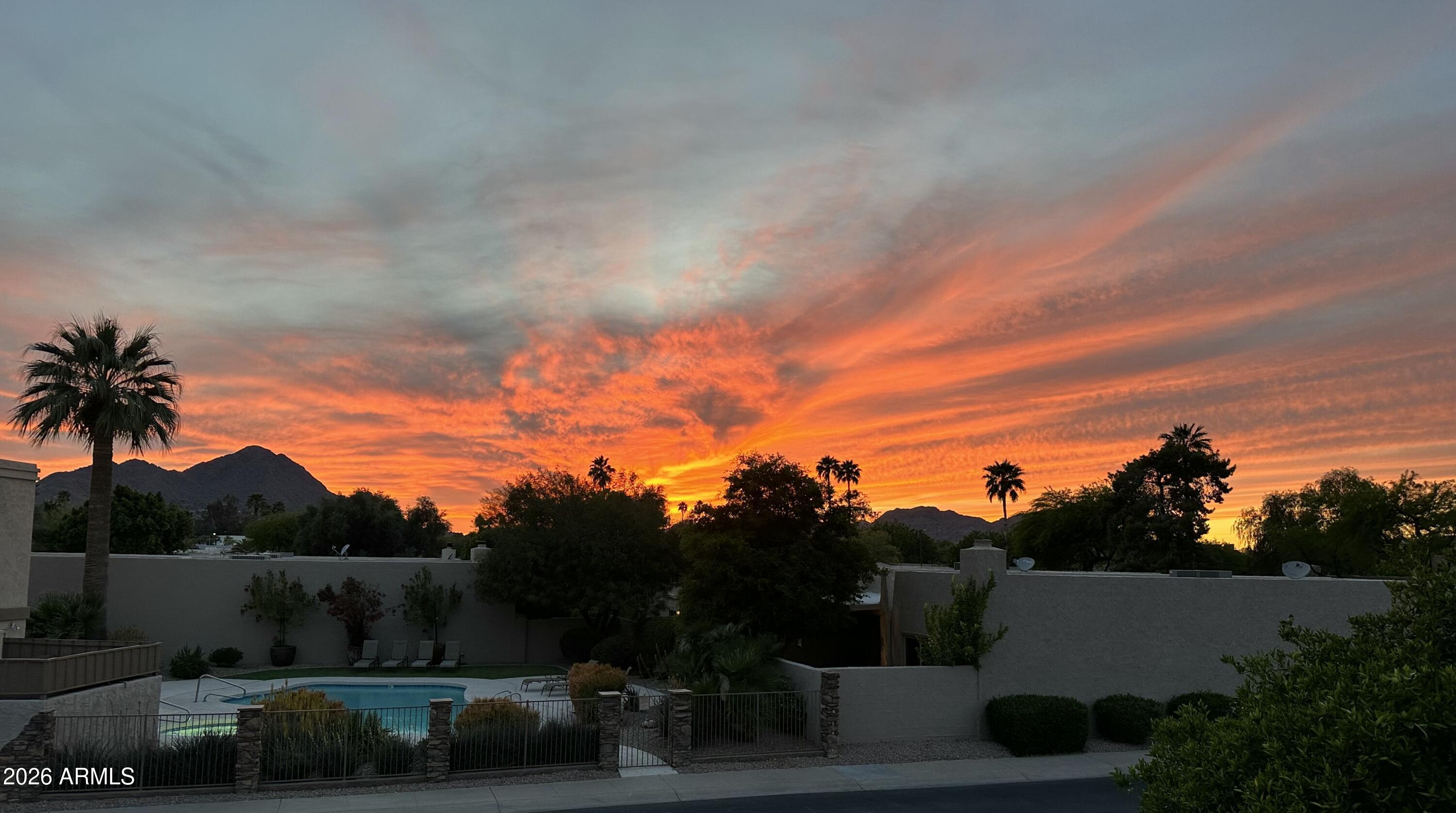 CAMELBACK MOUNTAIN VIEW ESTATES - Residential