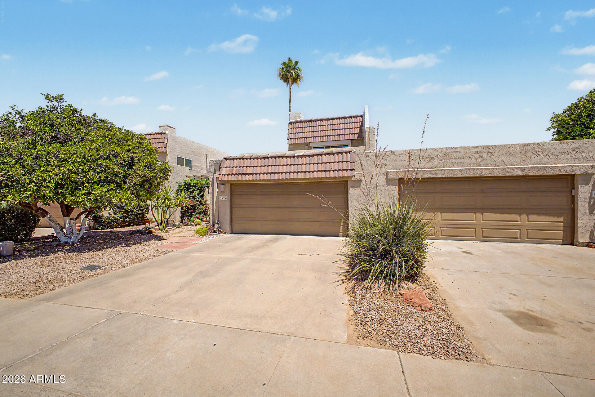 CAMELBACK MOUNTAIN VIEW ESTATES - Residential