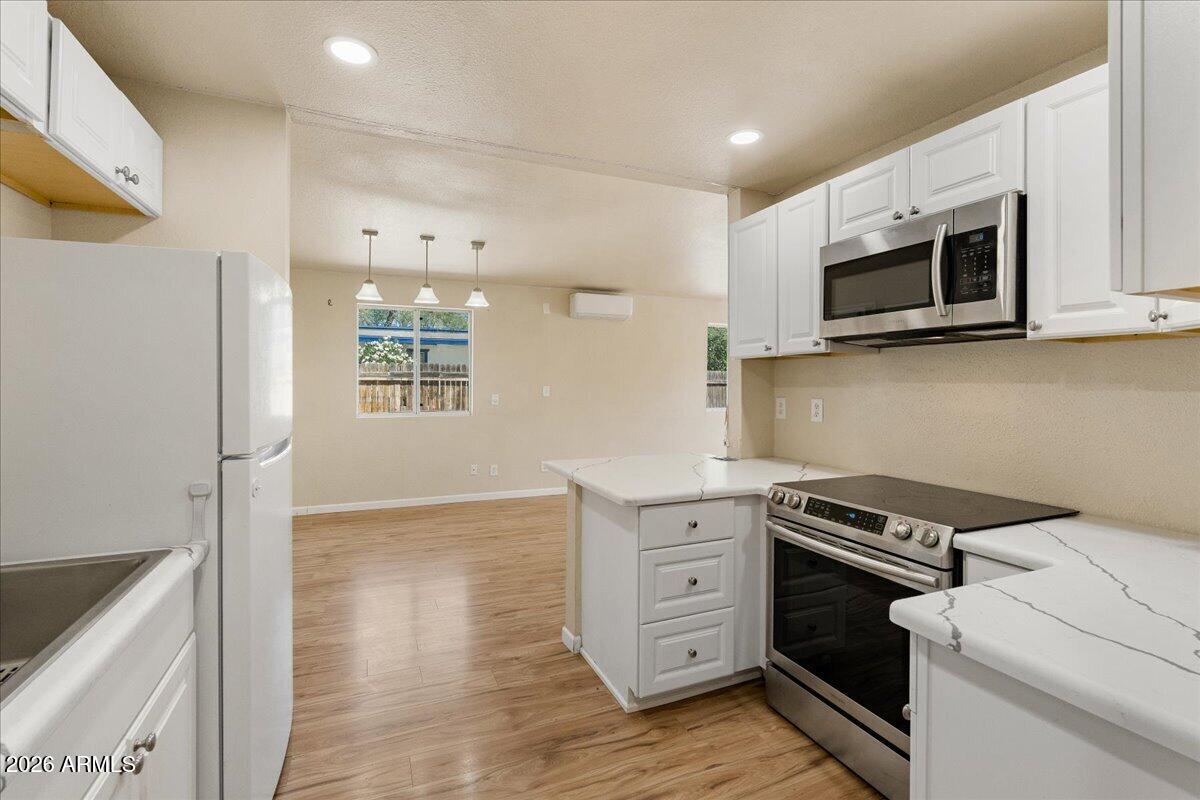 P I C LOWER OAK CREEK ESTATES - Residential
