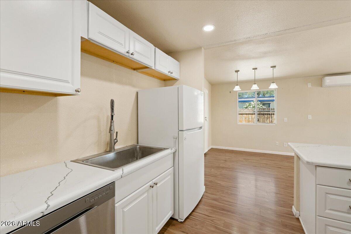 P I C LOWER OAK CREEK ESTATES - Residential