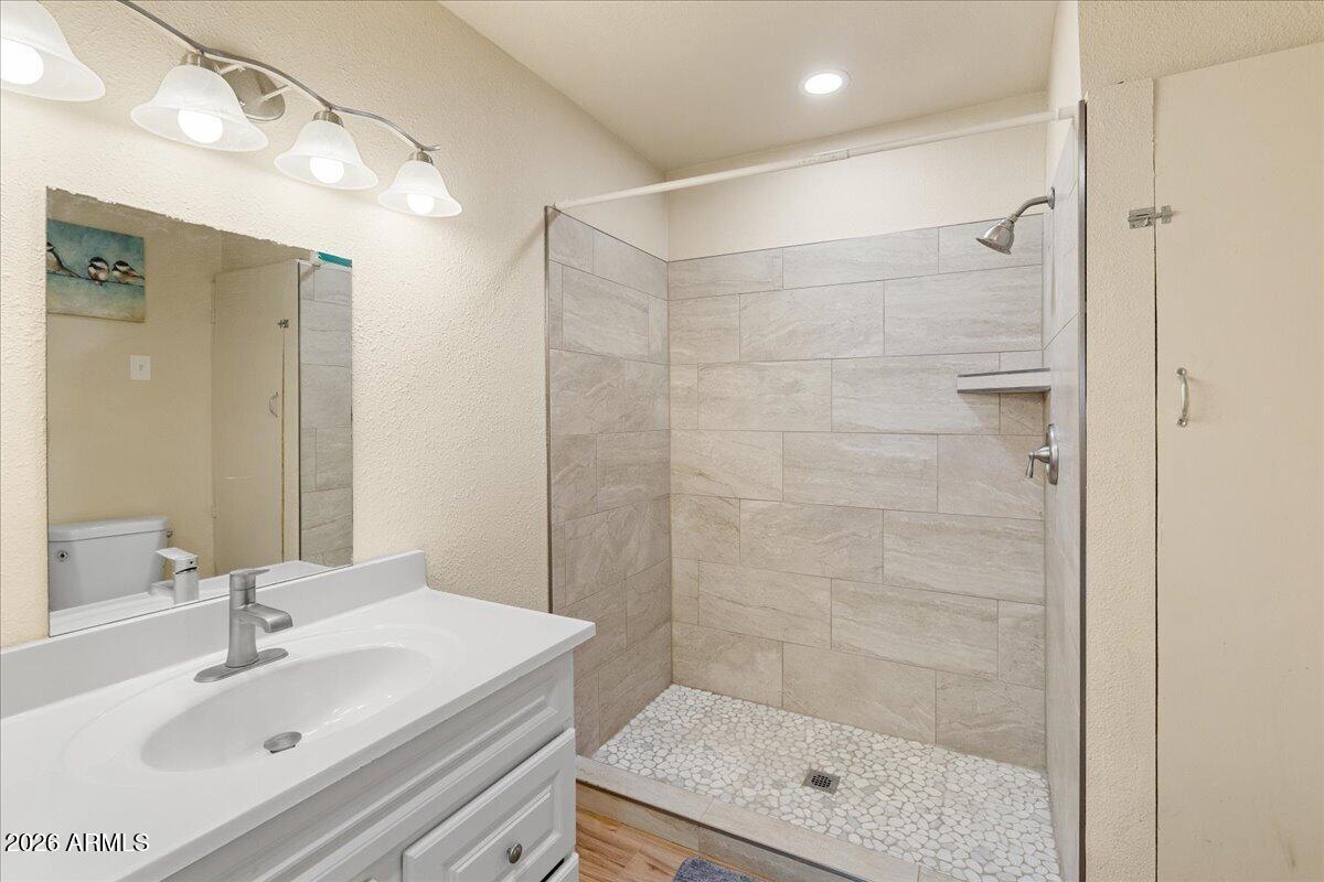 P I C LOWER OAK CREEK ESTATES - Residential