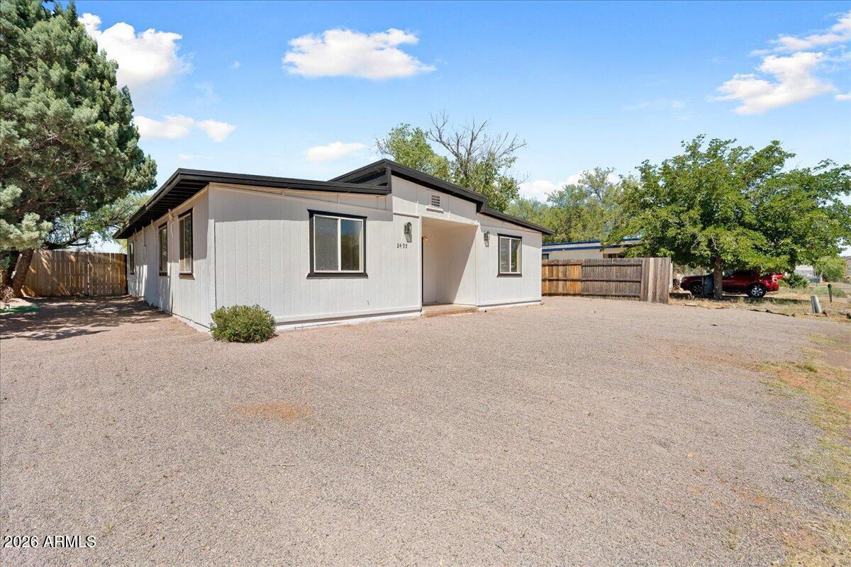 P I C LOWER OAK CREEK ESTATES - Residential