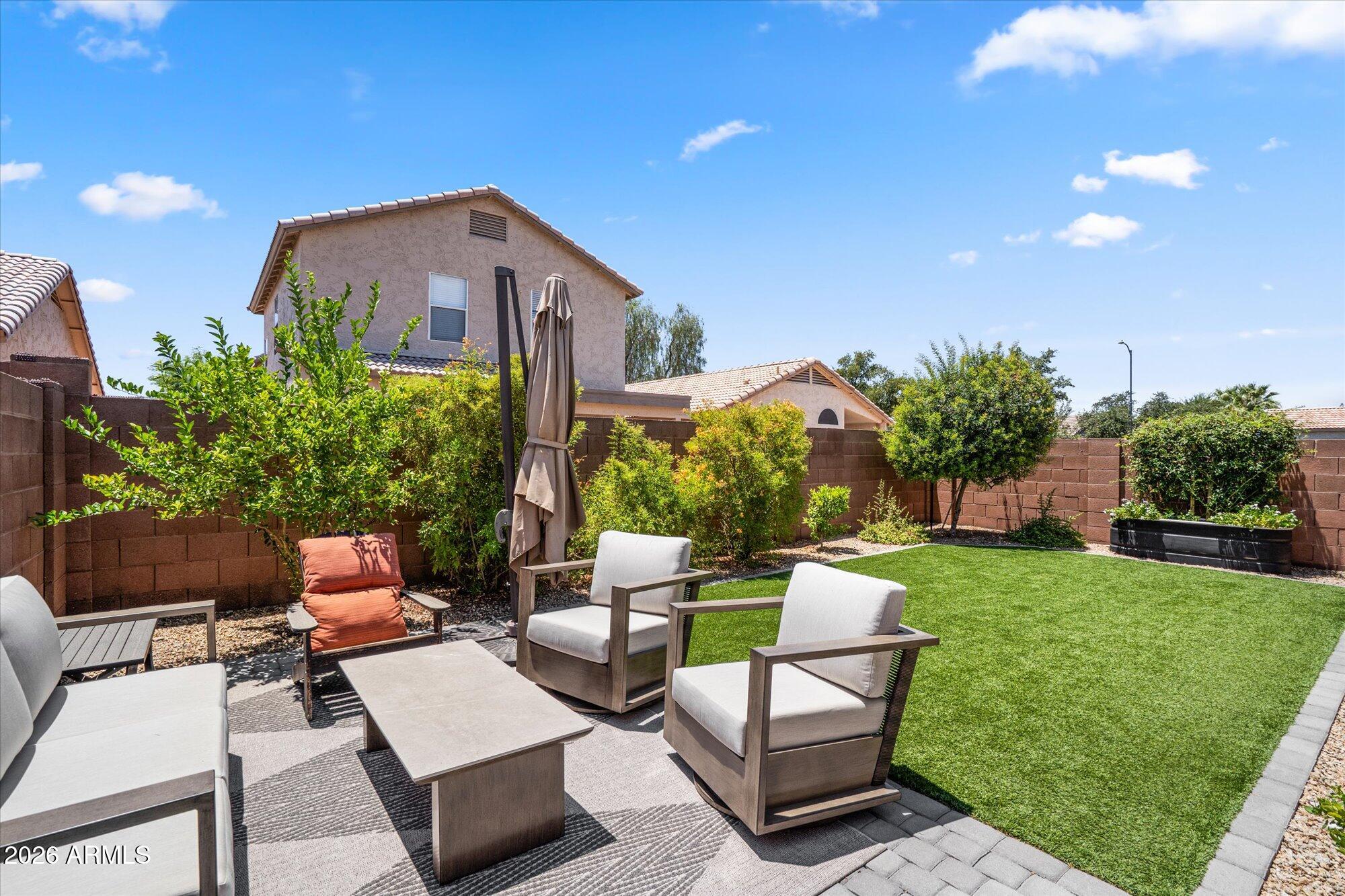 PARADISE PARKE - Residential