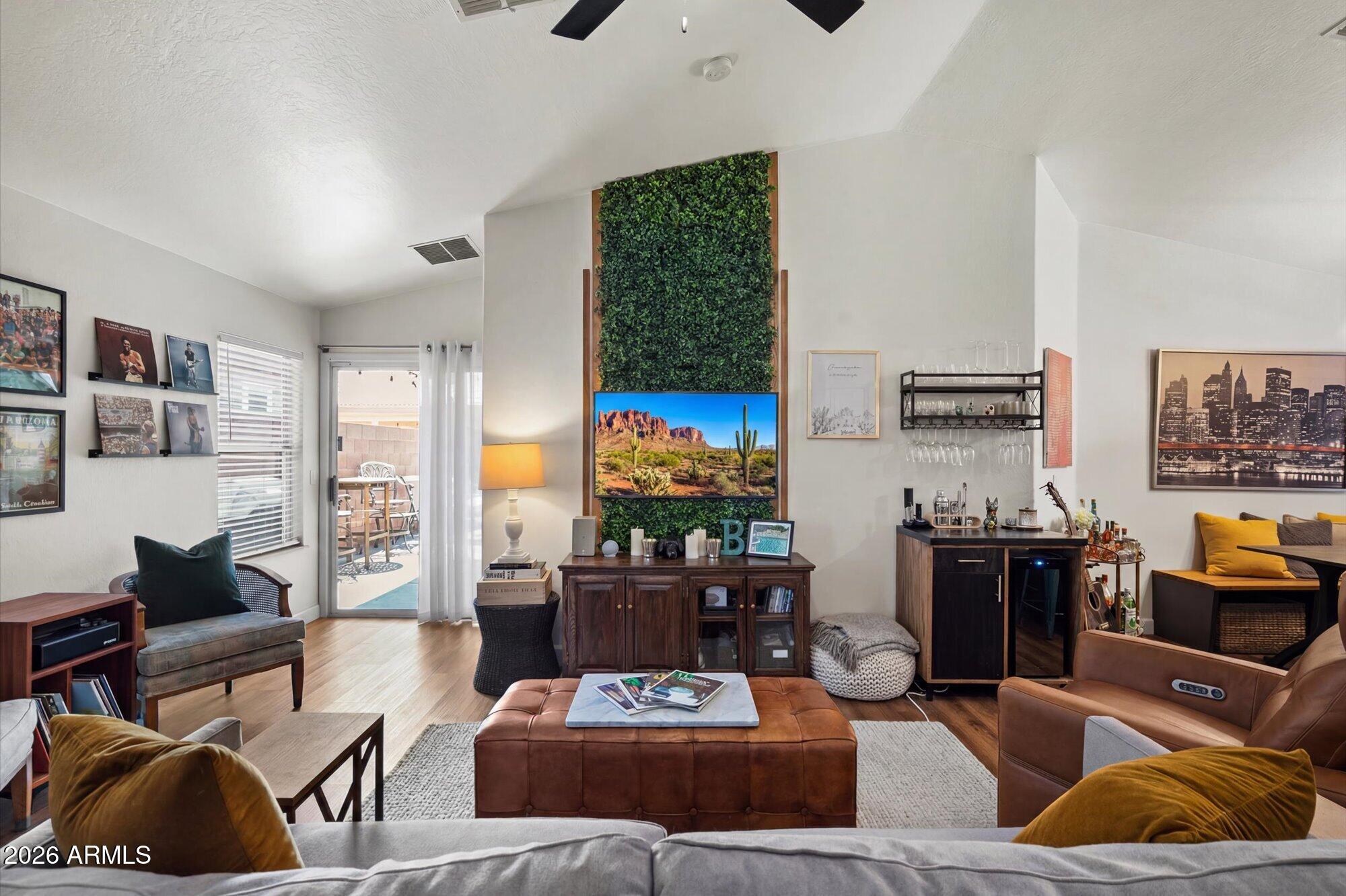 PARADISE PARKE - Residential