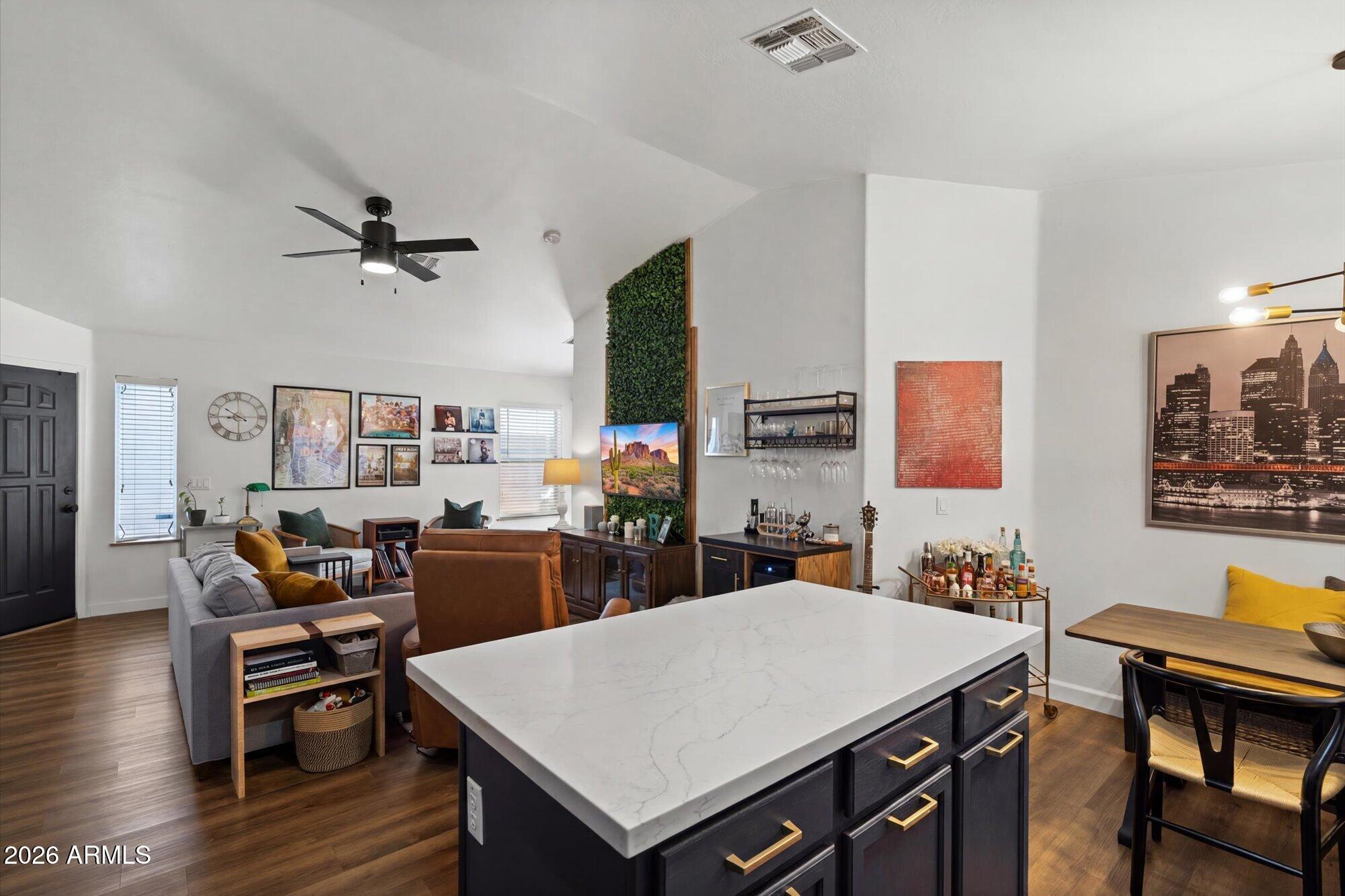 PARADISE PARKE - Residential