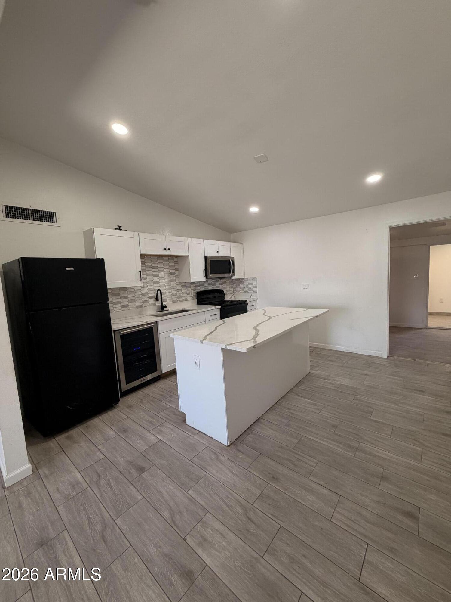 MARYVALE TERRACE NO. 49 - Residential
