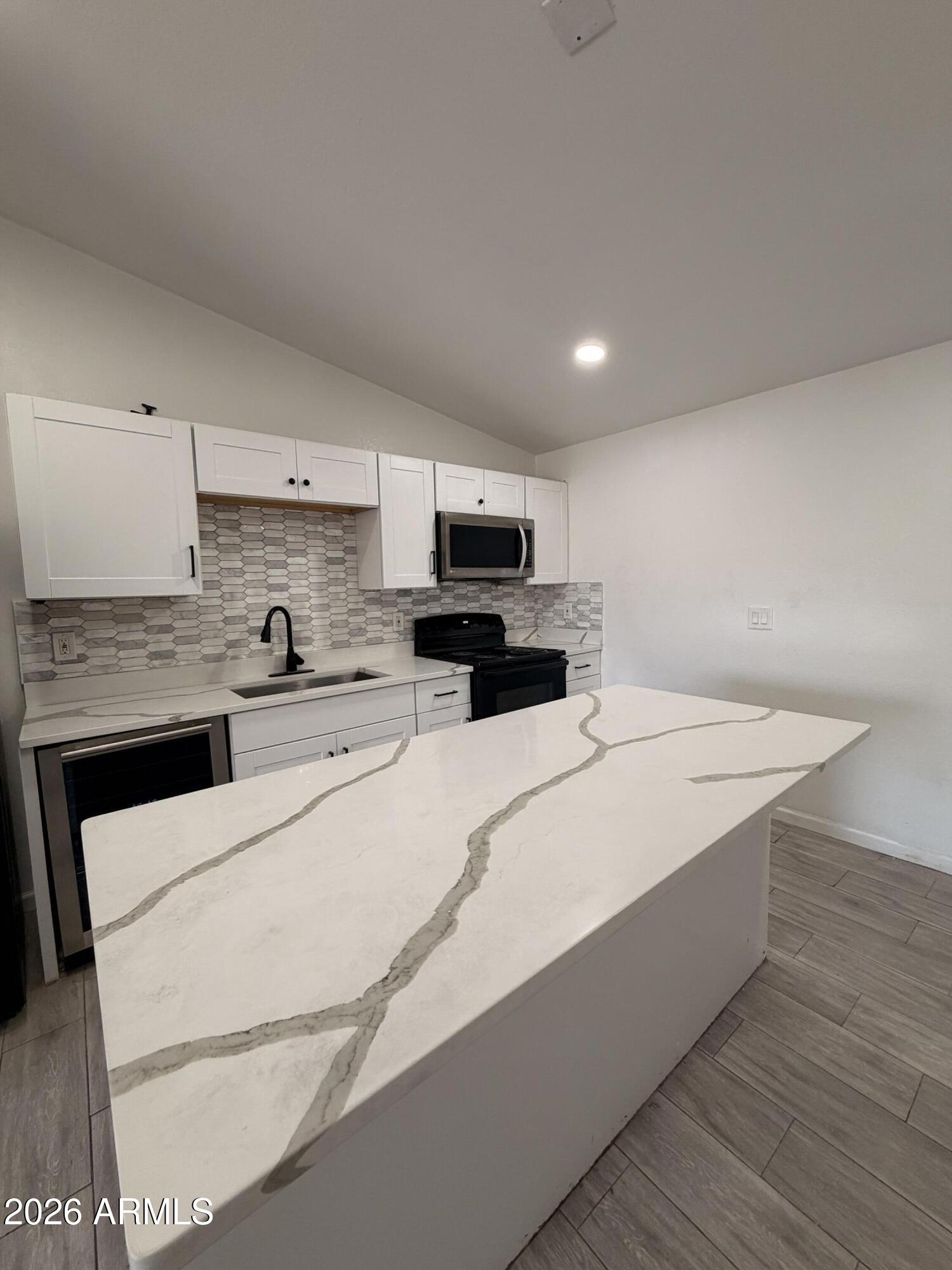 MARYVALE TERRACE NO. 49 - Residential
