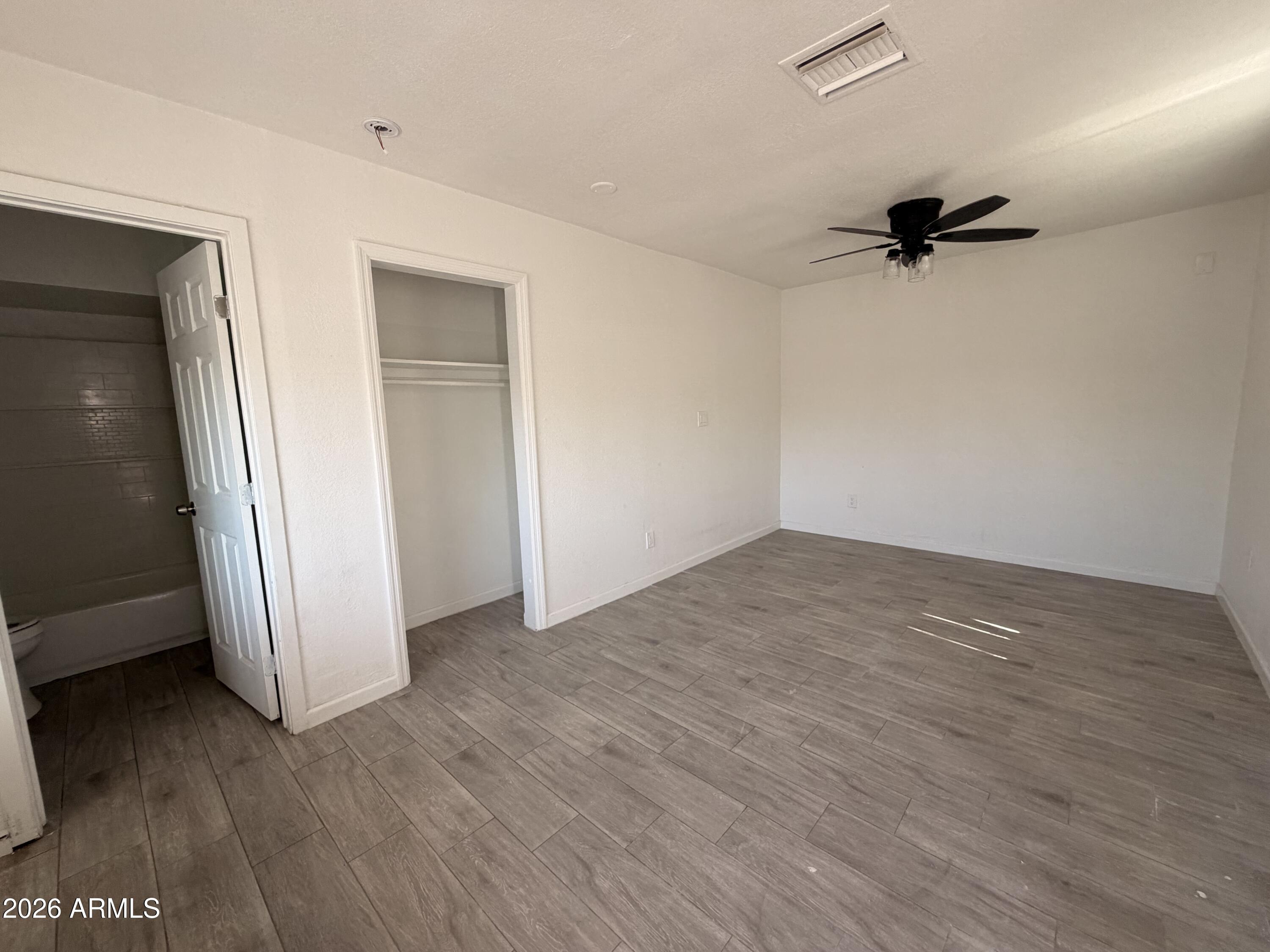 MARYVALE TERRACE NO. 49 - Residential