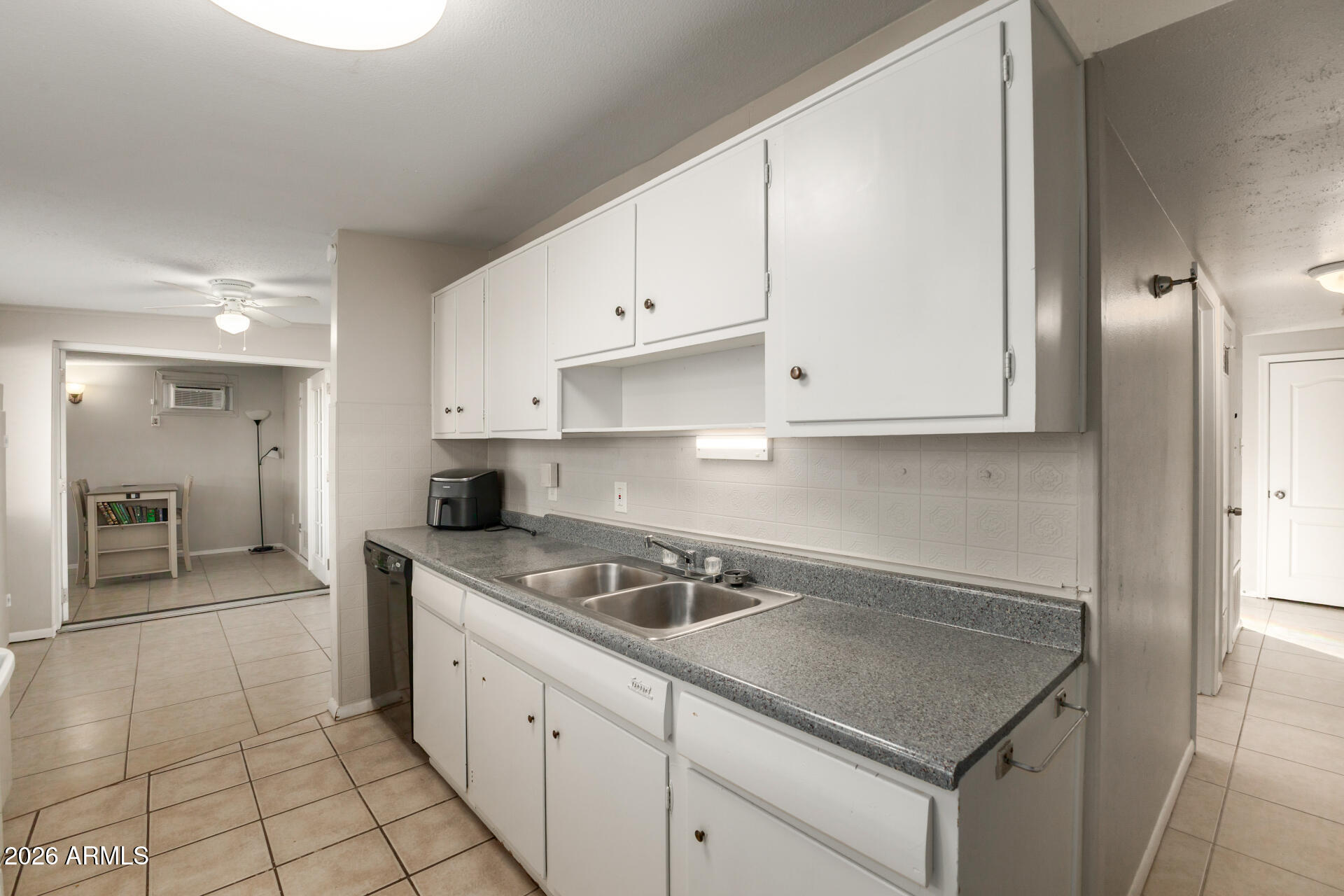 ARIZONA CITY UNIT ONE - Residential