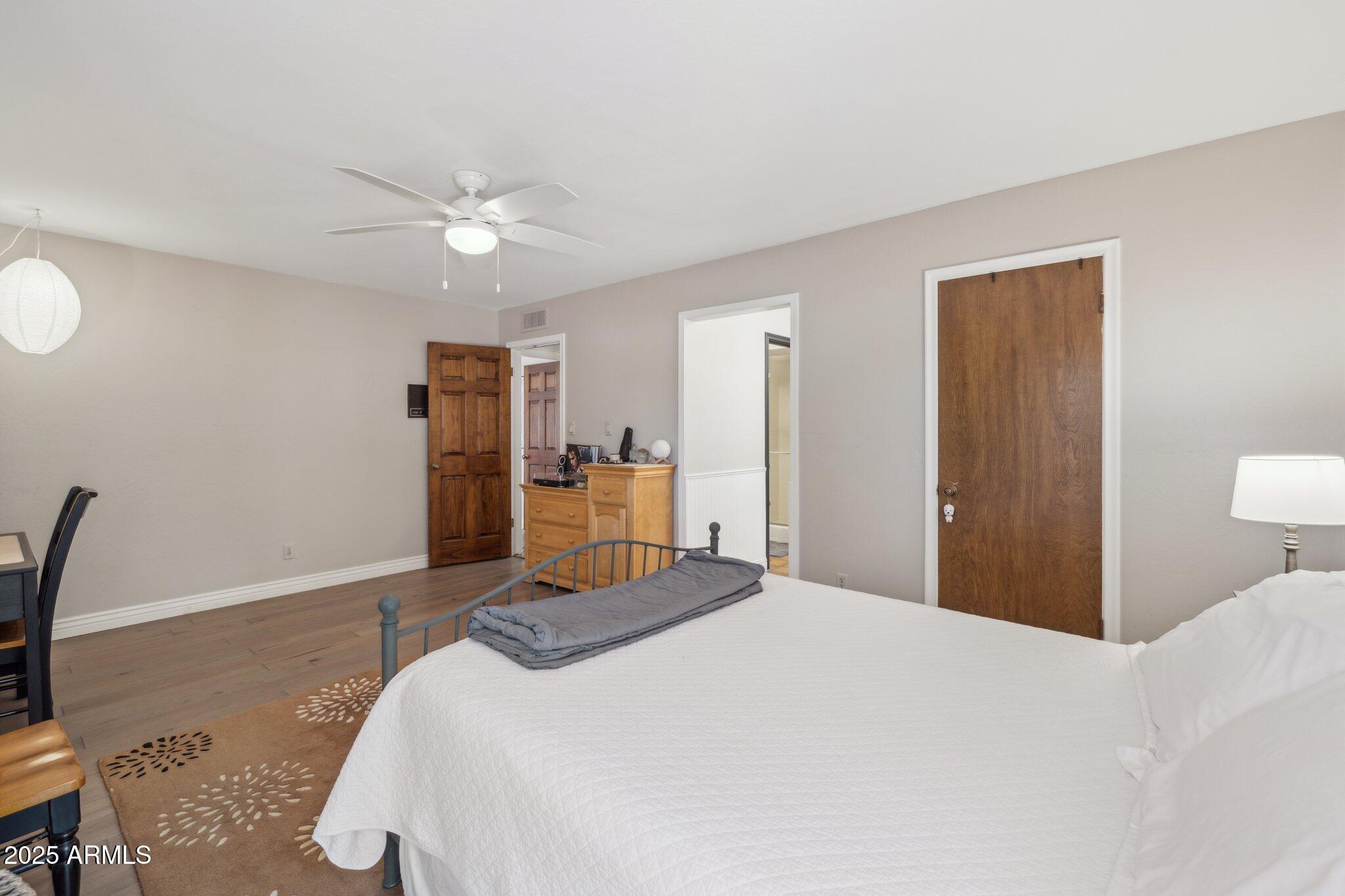 CAMELBACK COUNTRY CLUB ESTATES - Residential