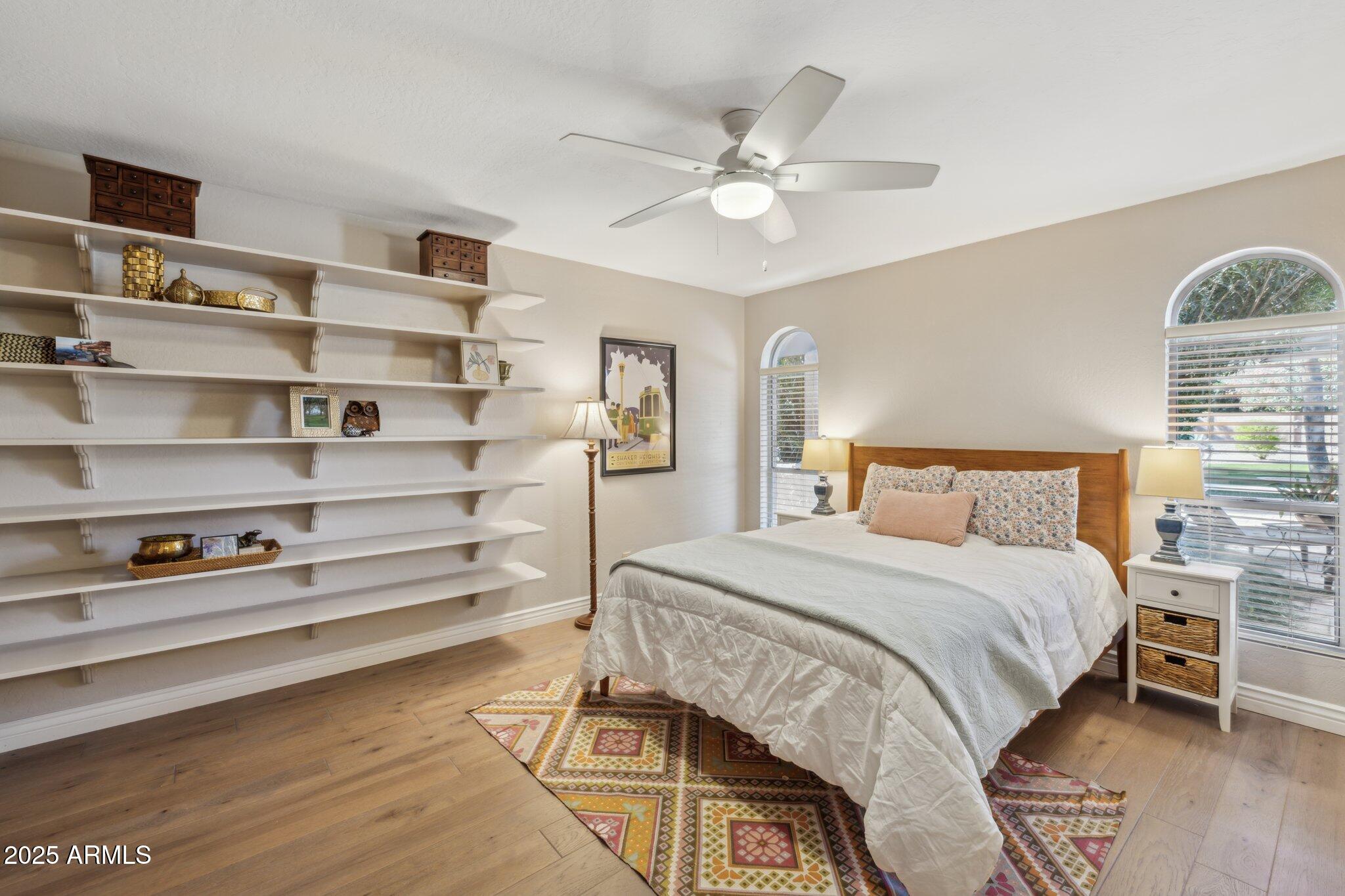 CAMELBACK COUNTRY CLUB ESTATES - Residential