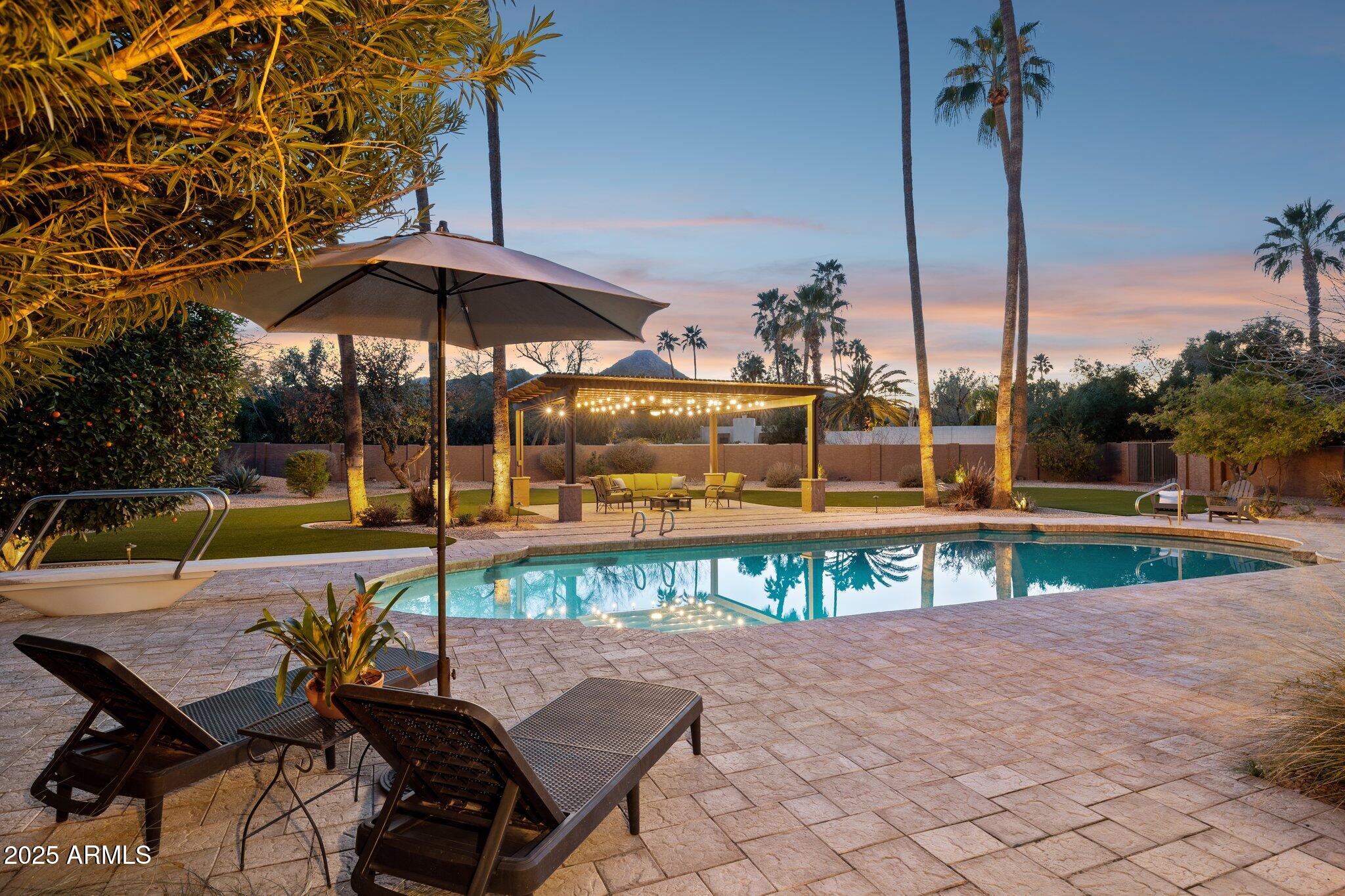 CAMELBACK COUNTRY CLUB ESTATES - Residential